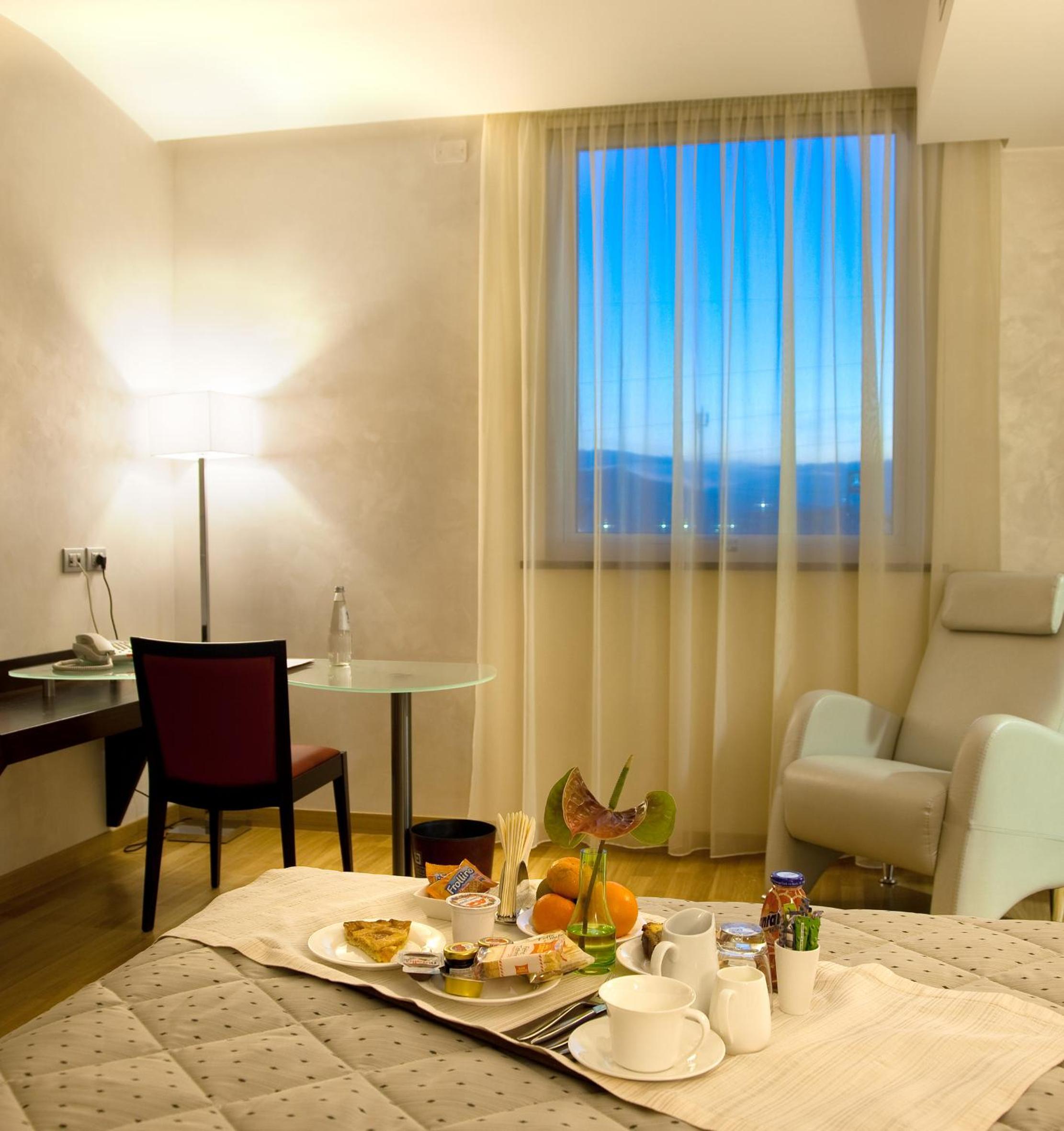 Junior Suite - Photo 12