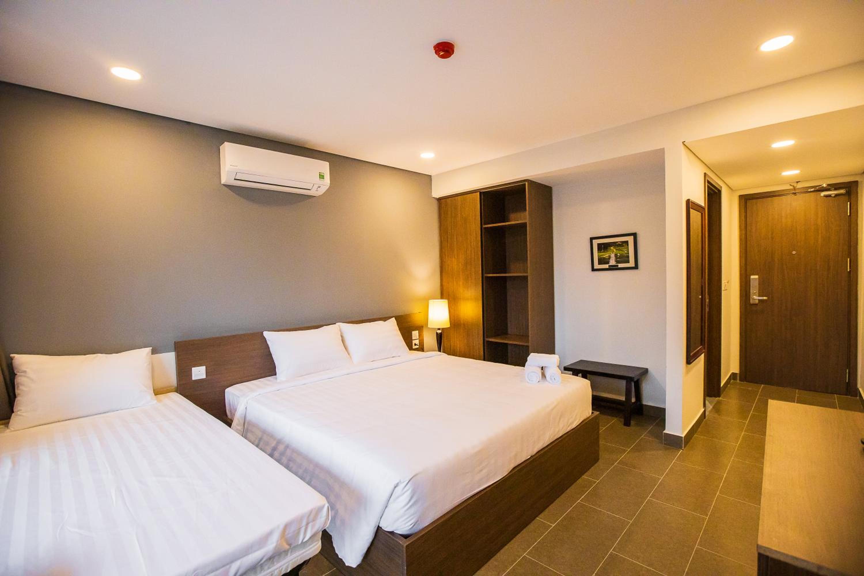 Triple Room - Photo 2