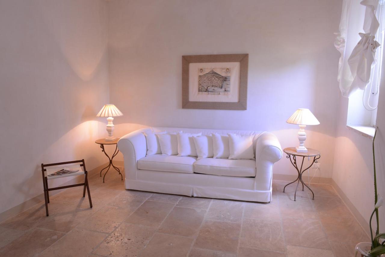 Superior Suite - Photo 3