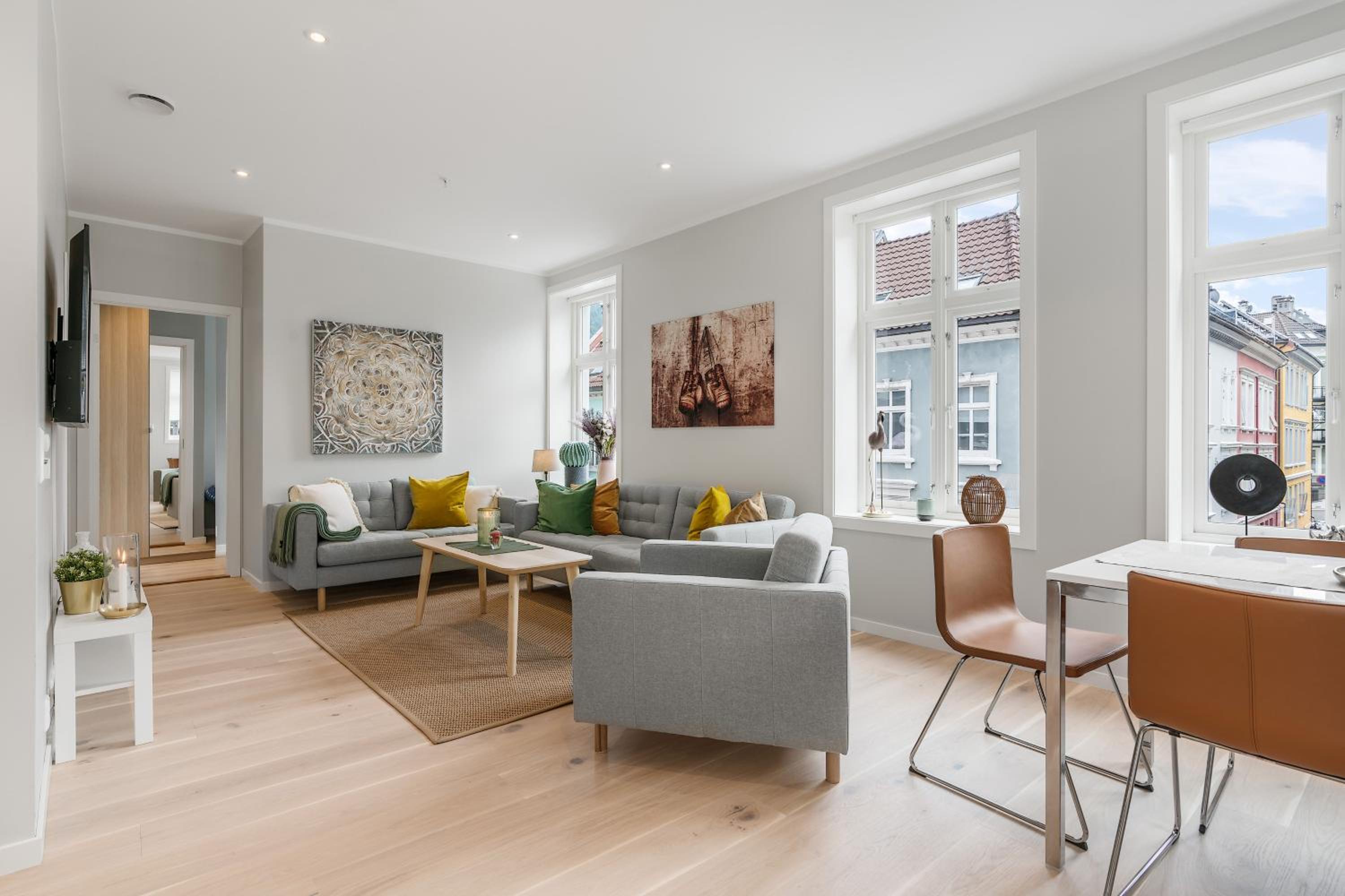 Three-Bedroom Apartment with View - Ground Floor  - Photo 6
