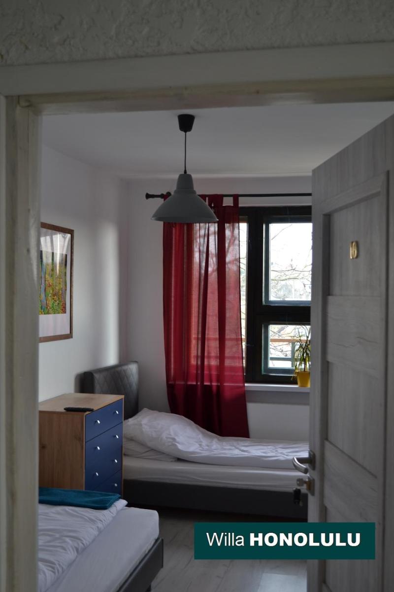 Deluxe Double Room with Balcony - Photo 17