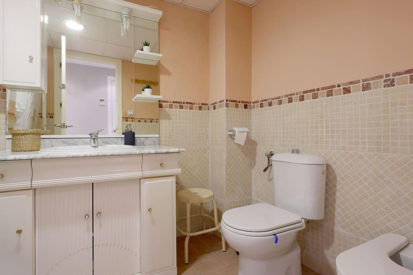 Three-Bedroom Apartment - Photo 8