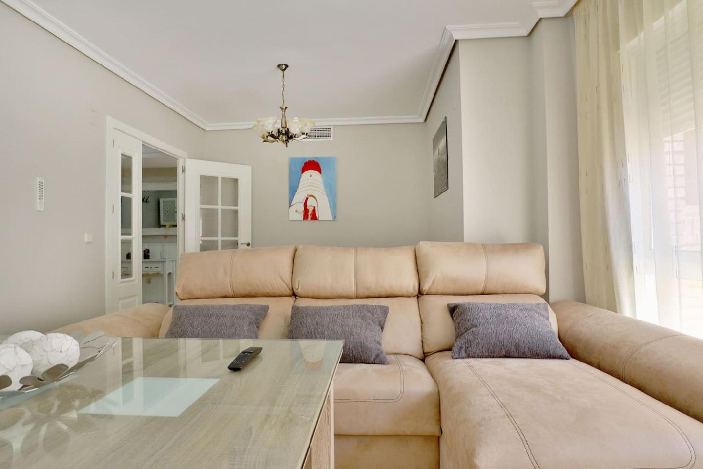 Three-Bedroom Apartment - Photo 6