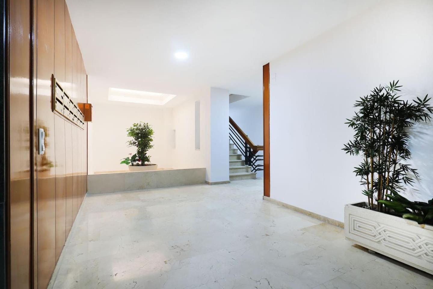 Three-Bedroom Apartment - Photo 28