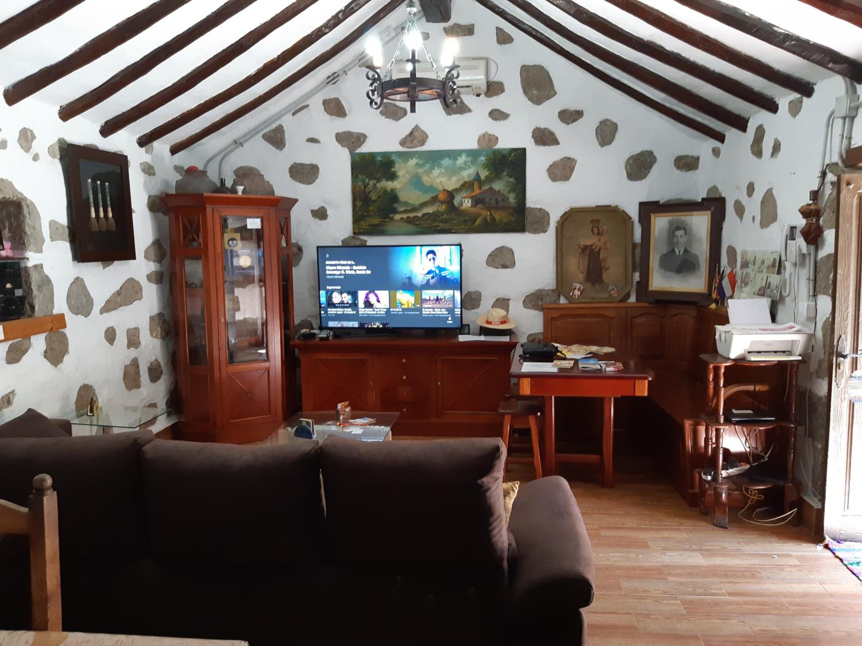 Deluxe Queen Room photo 2