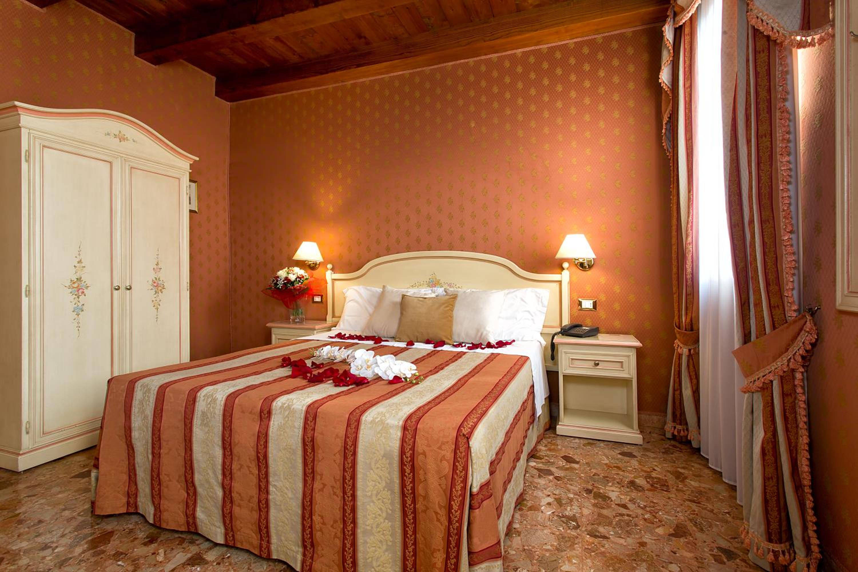 Comfort Double Room - Photo 11