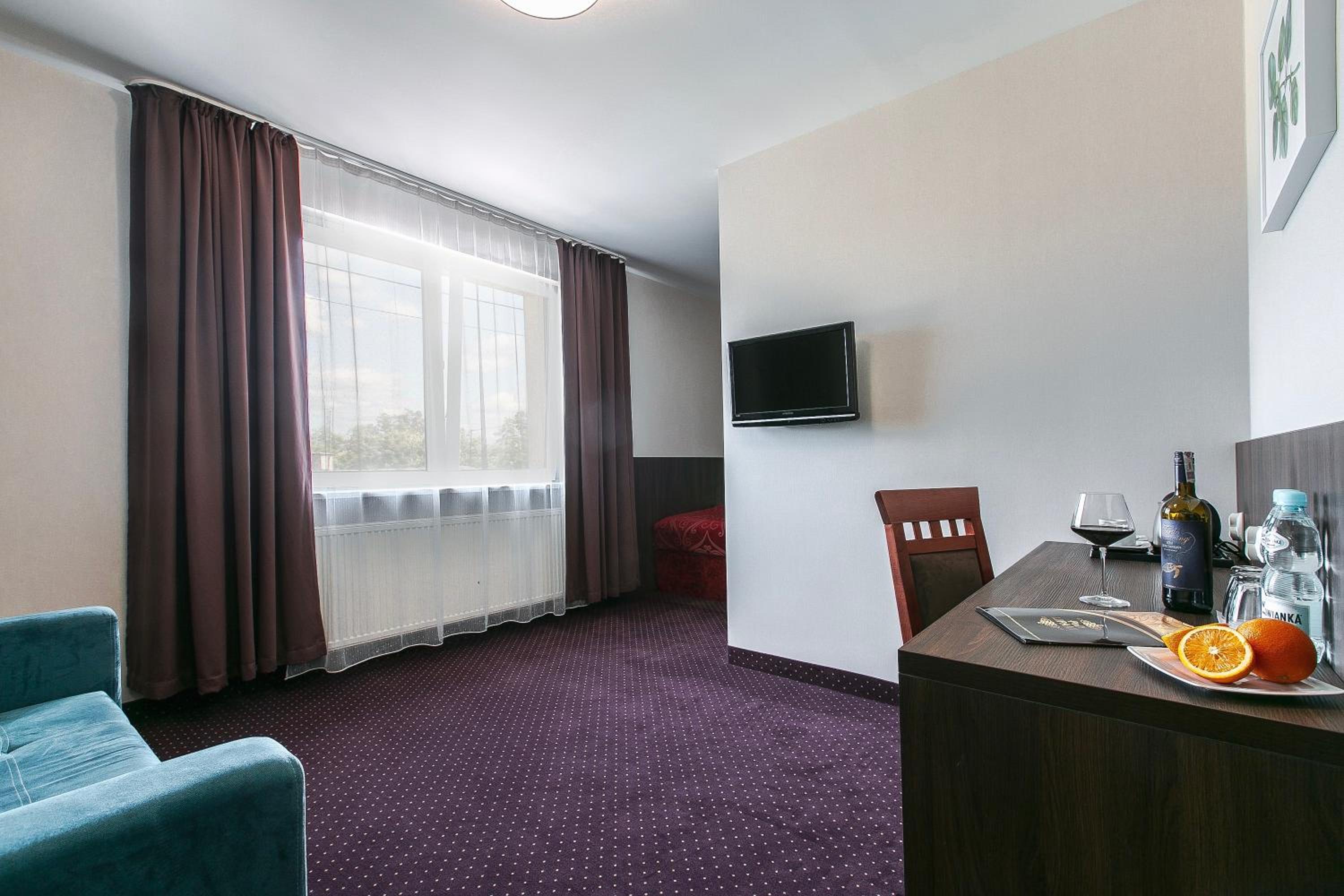 Deluxe Twin Room - Photo 2