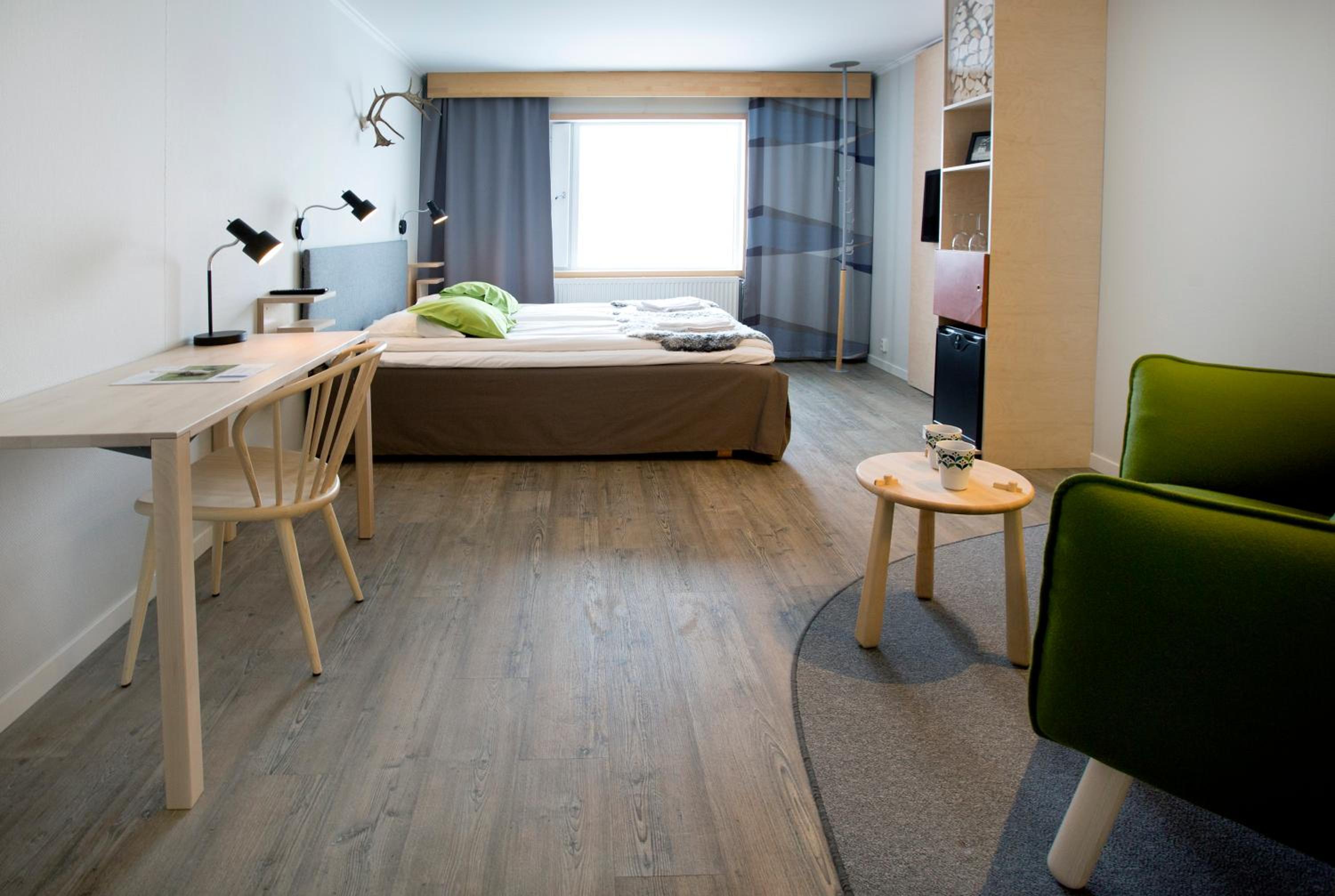 One-Bedroom Chalet - Photo 5