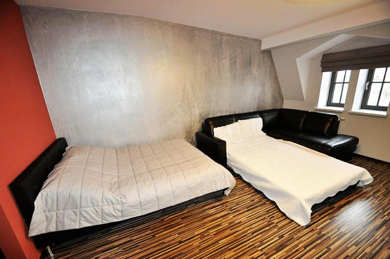 Apartment (4 Adults)