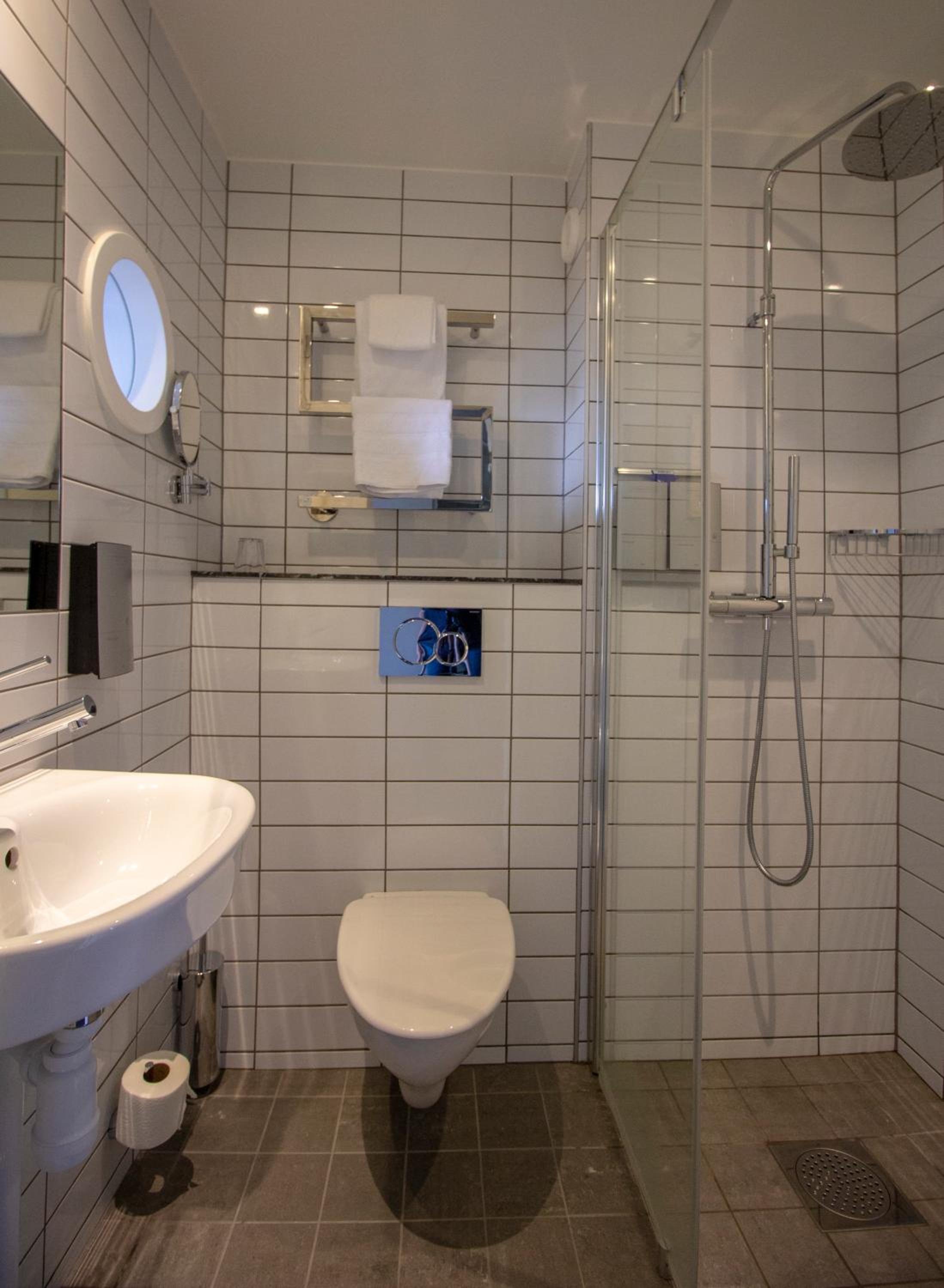 Standard Queen Room (Excluding Spa) photo 3