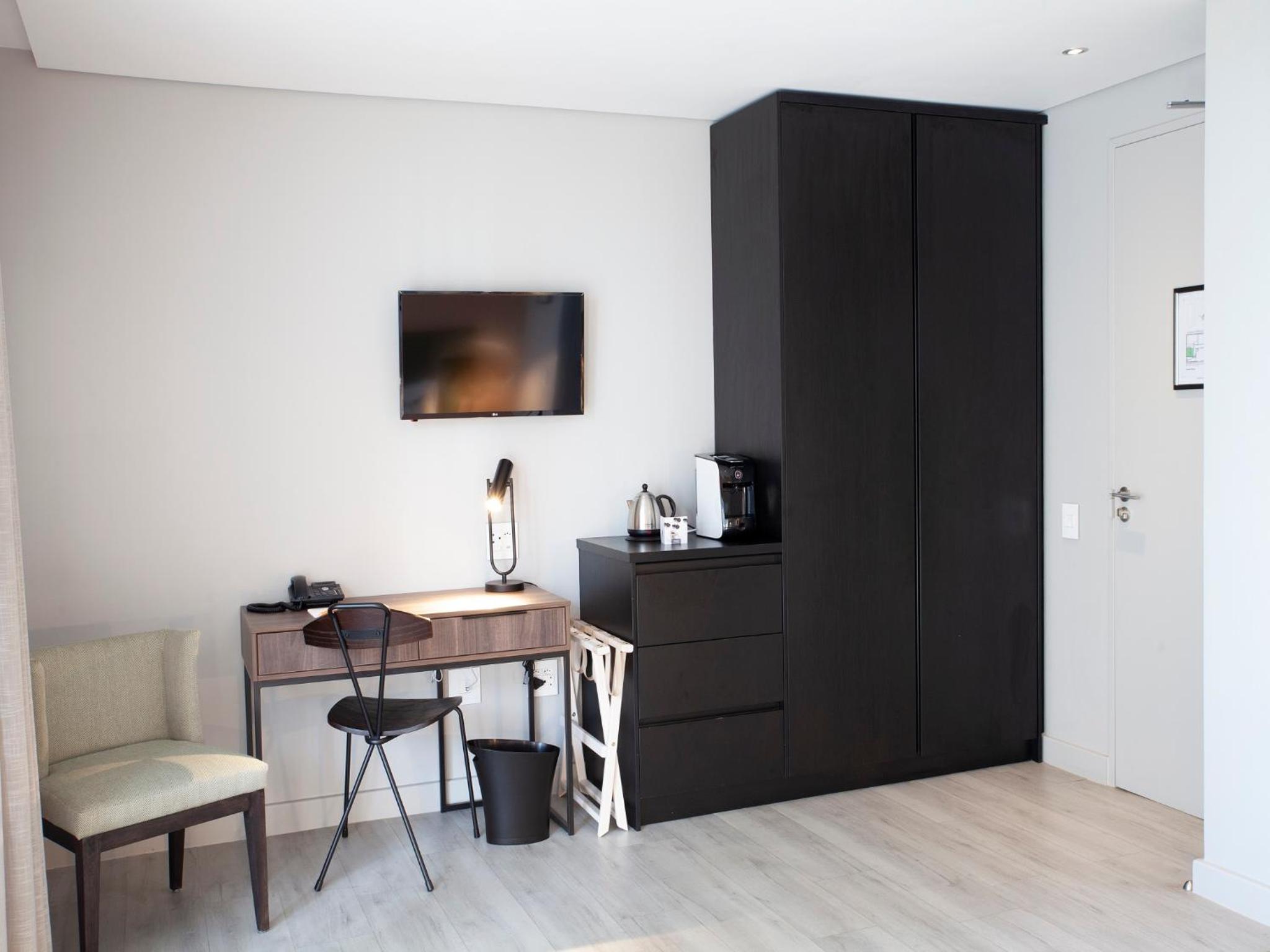Deluxe Room - Photo 2