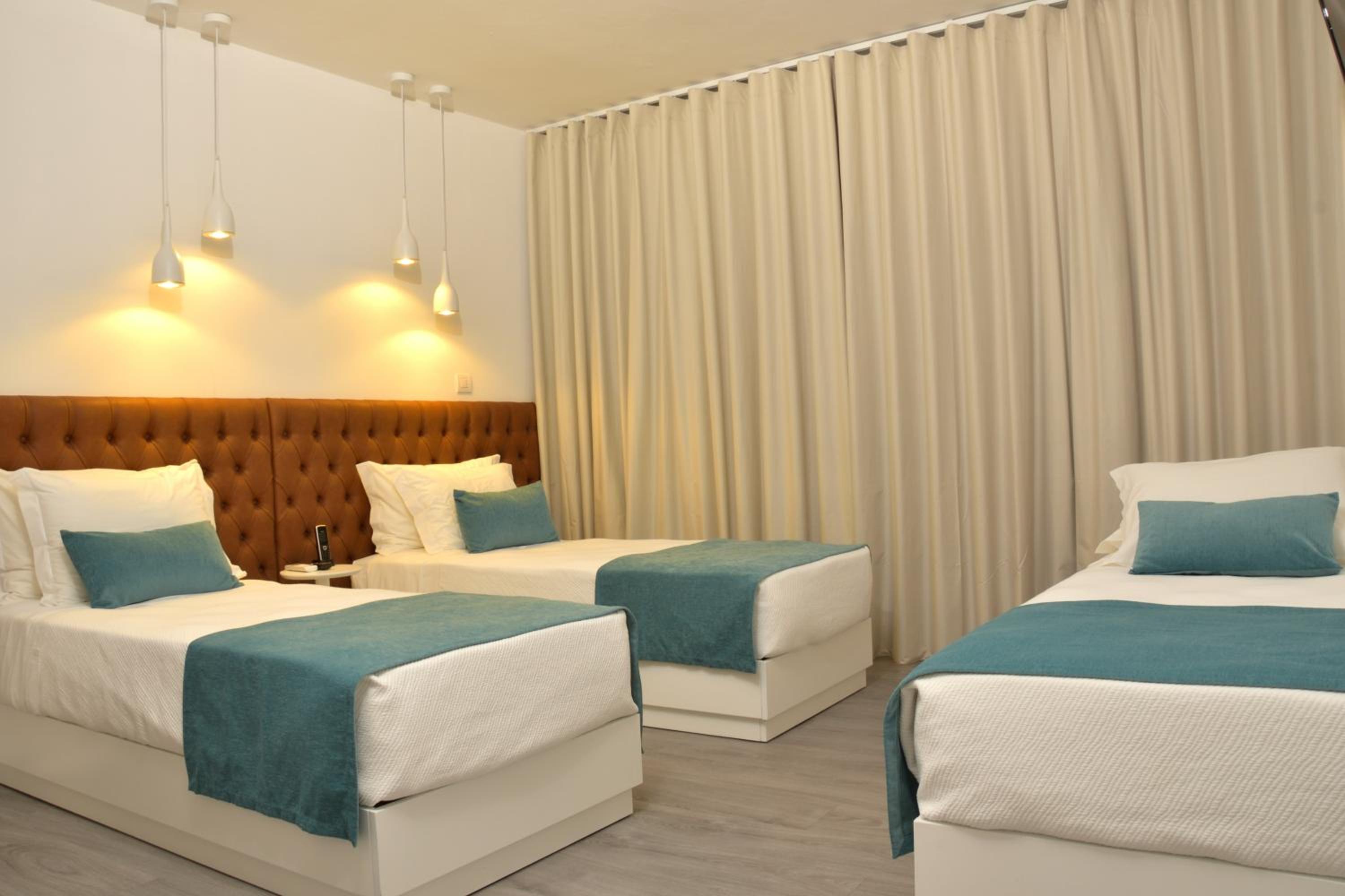 Triple Room - Photo 9