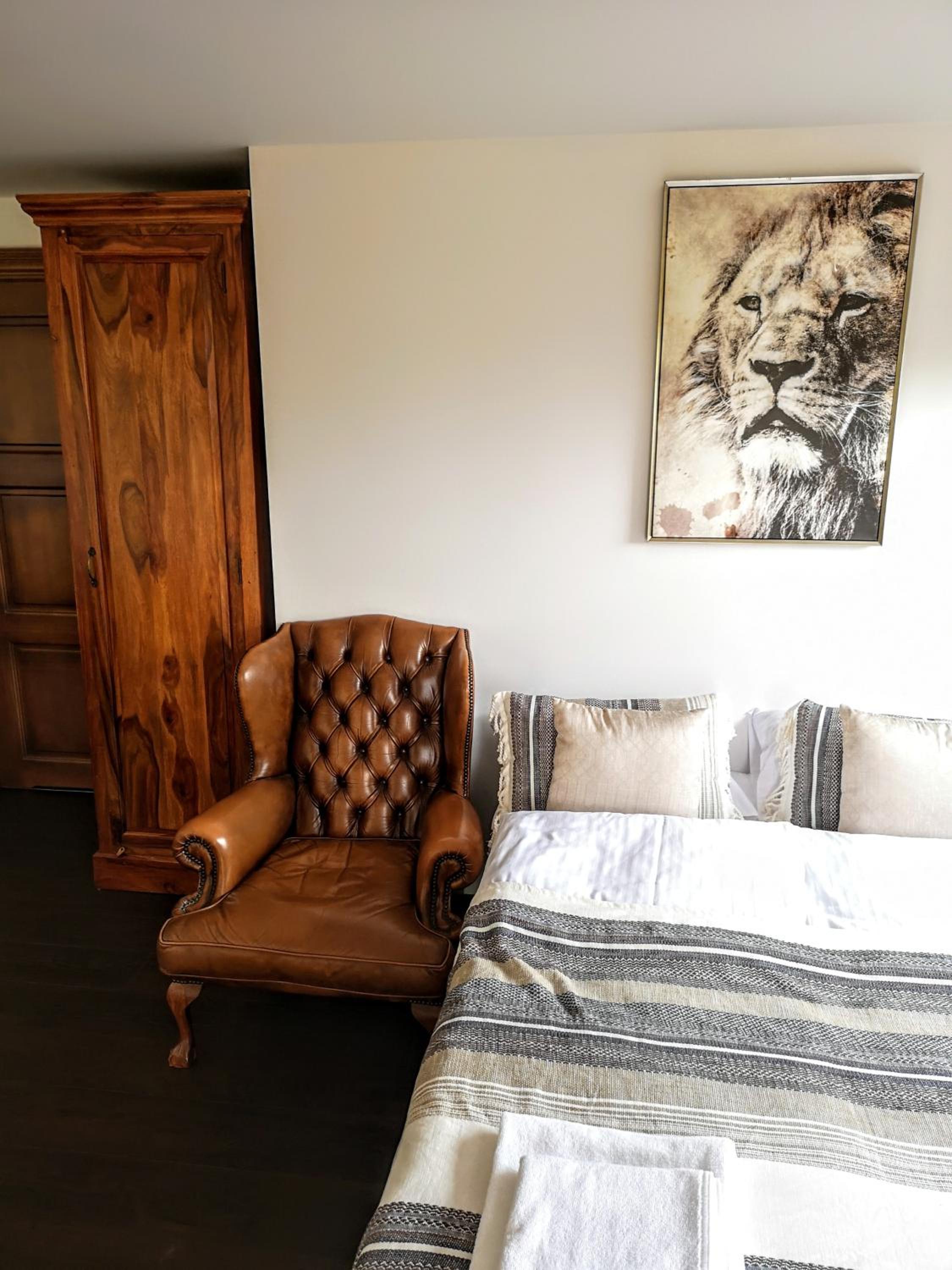 Apartment photo 2