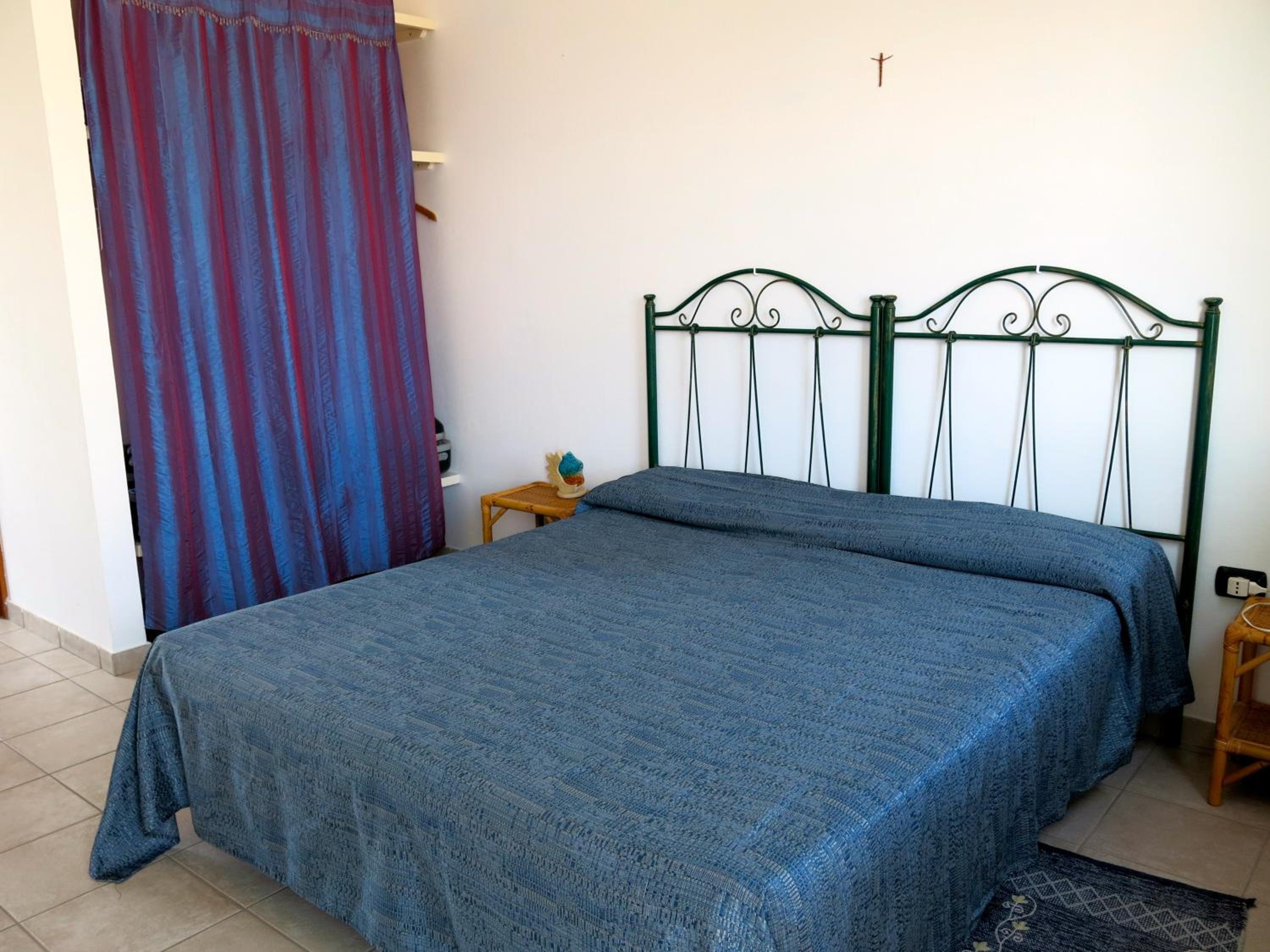 Family Room (2 Adults + 2 Children) photo 2