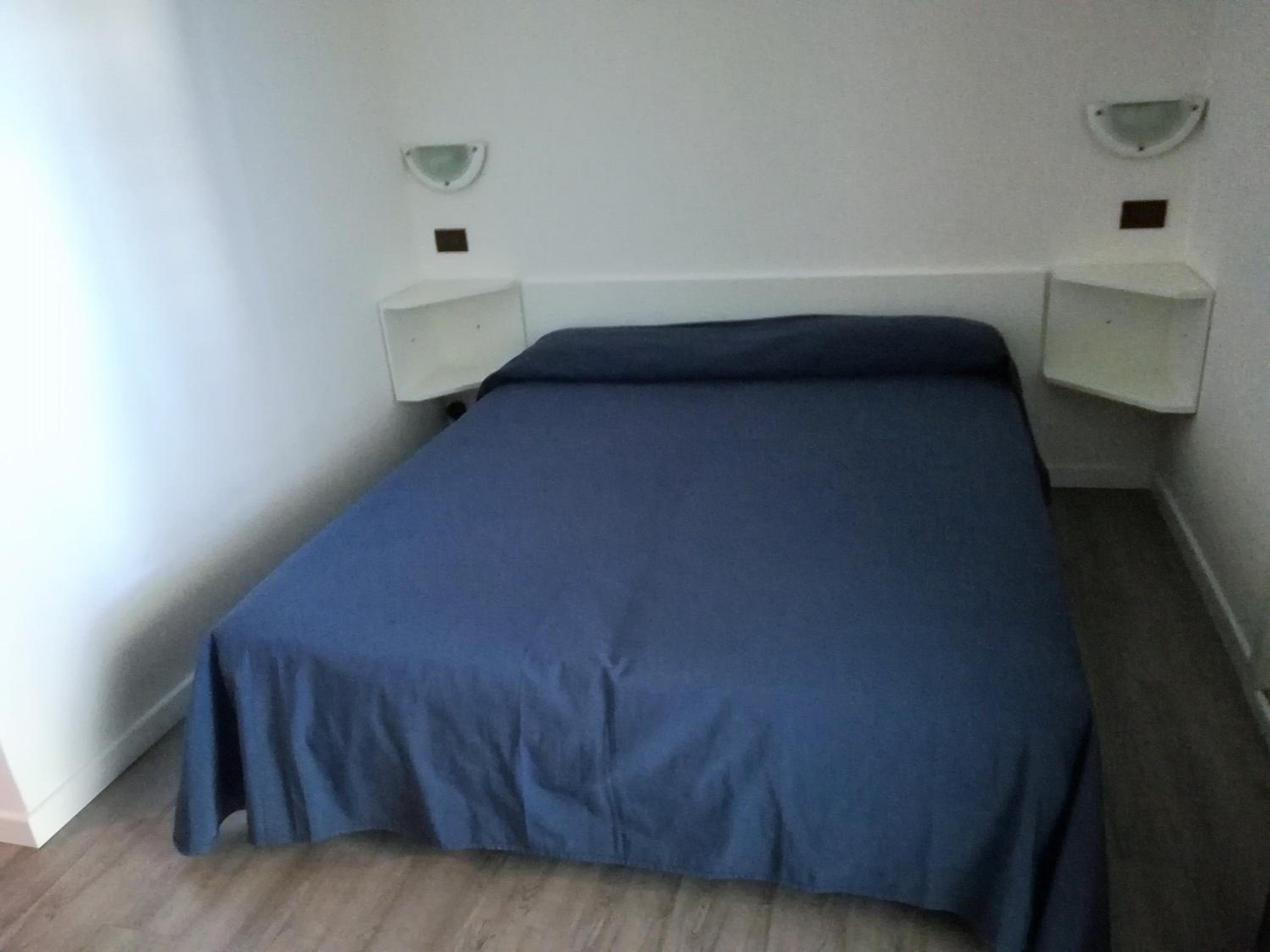 Economy Double Room photo 2