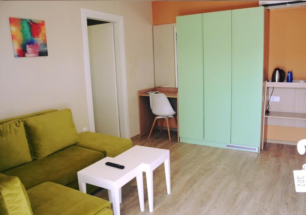 Deluxe Bungalow with Sea View - Photo 10