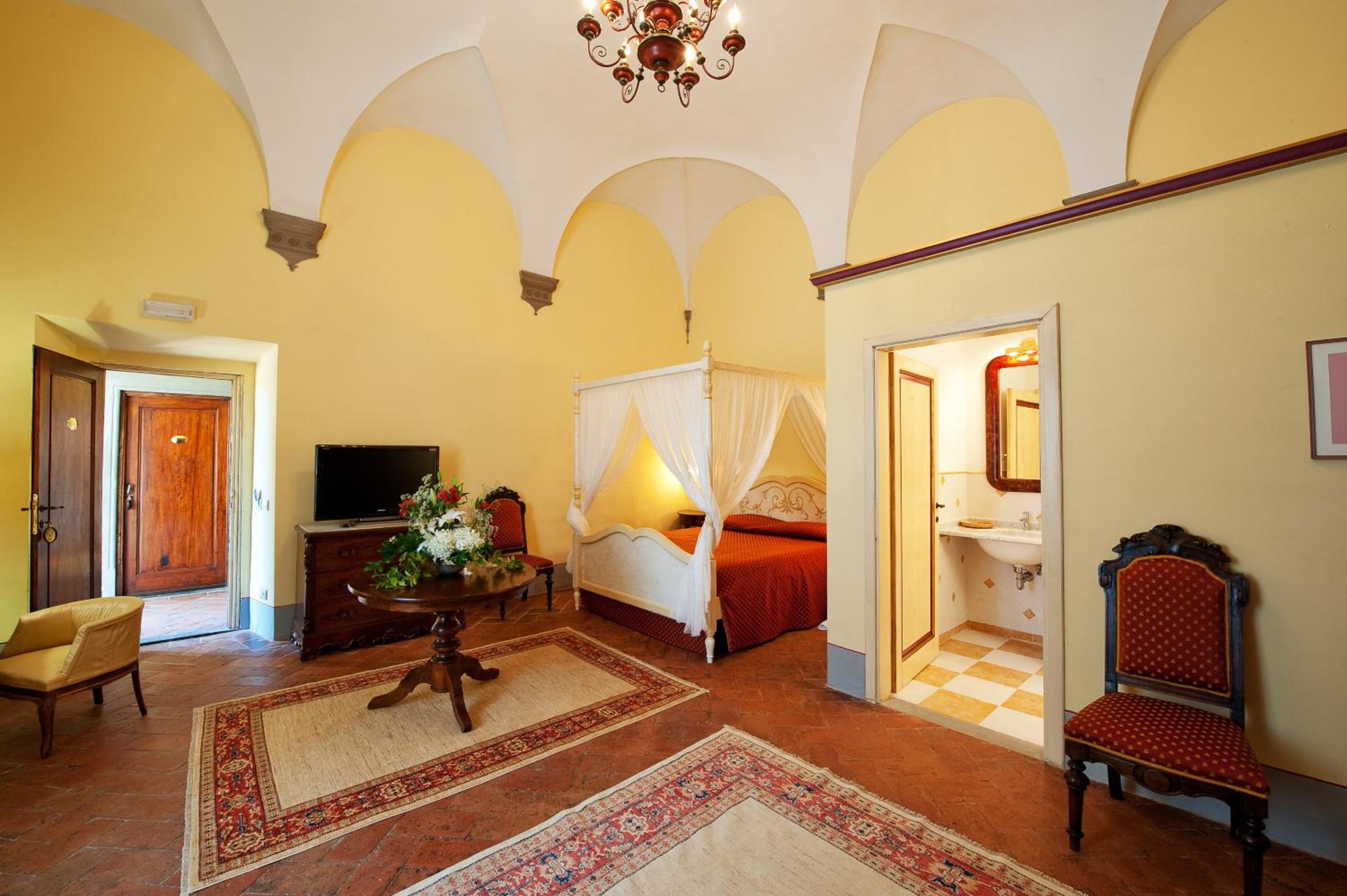 Superior Suite (3 Adults) photo 3
