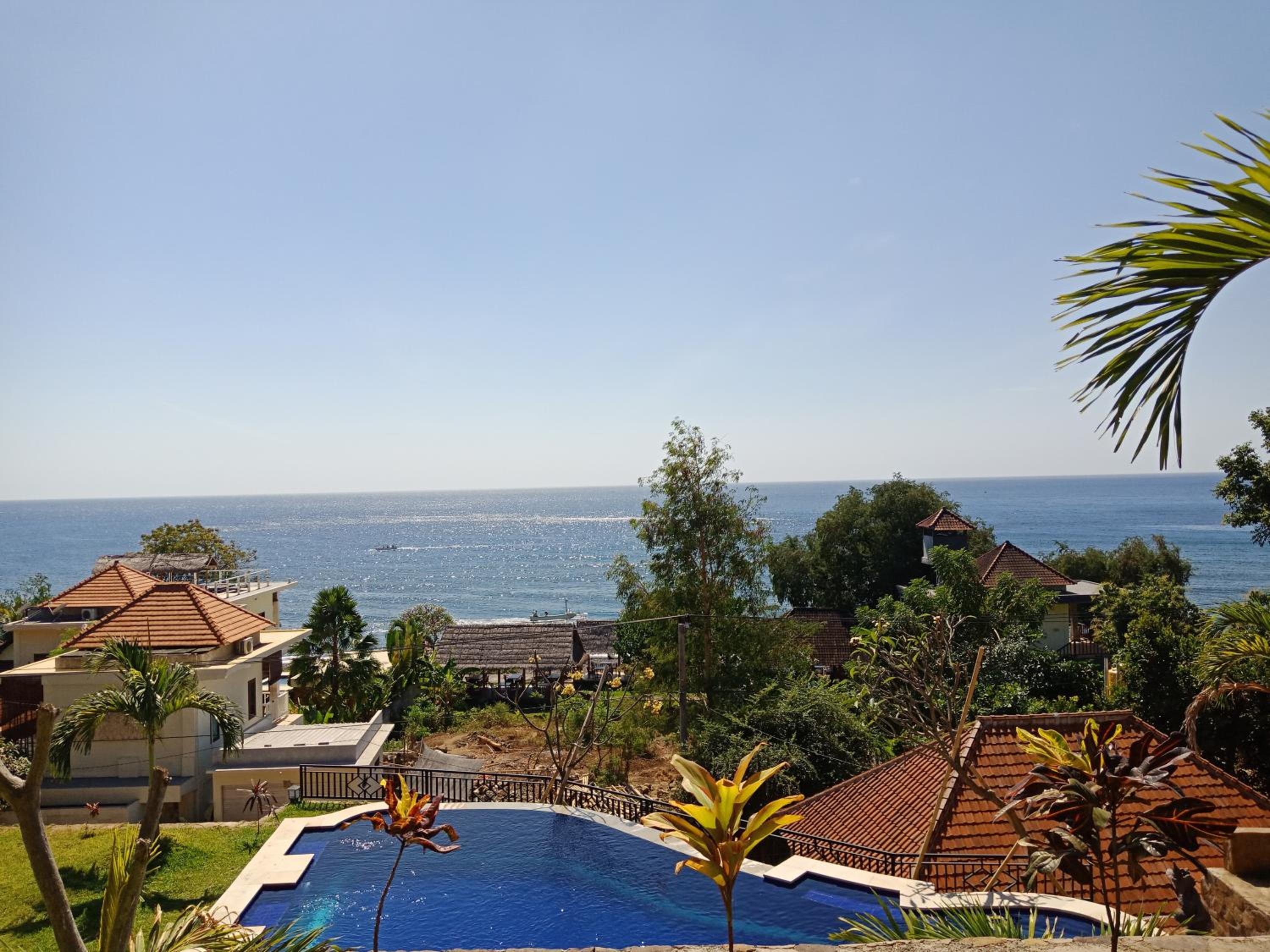 Deluxe Double or Twin Room with Ocean View photo 2