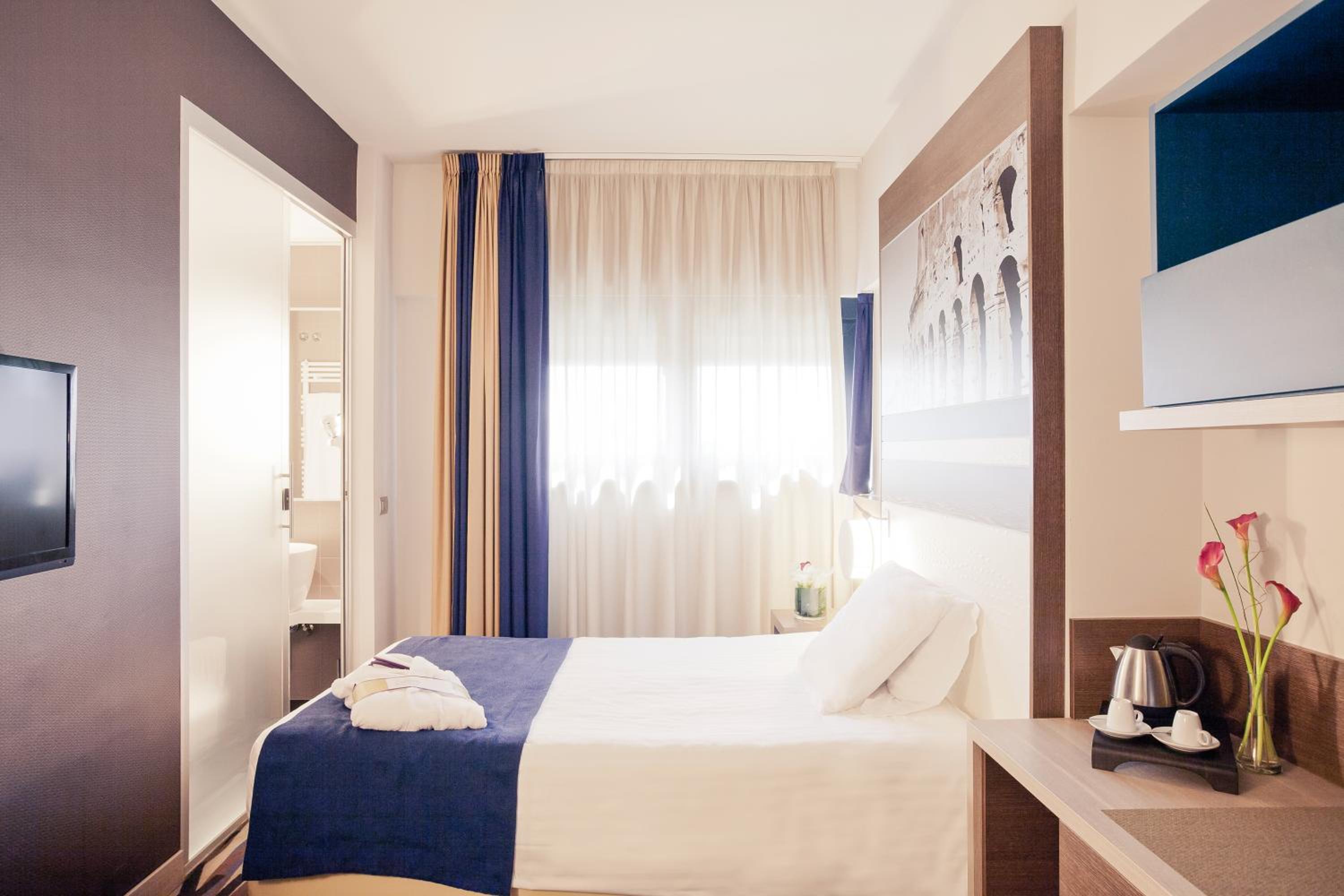 Classic Single Room