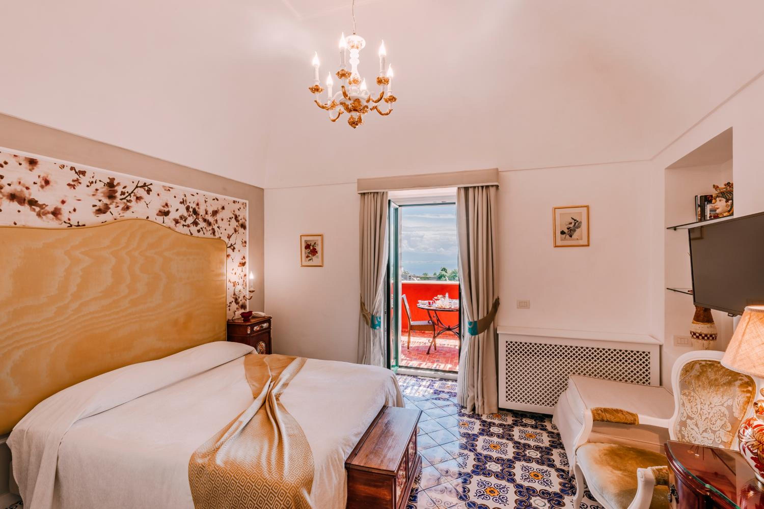 Executive Suite with Terrace and Sea View