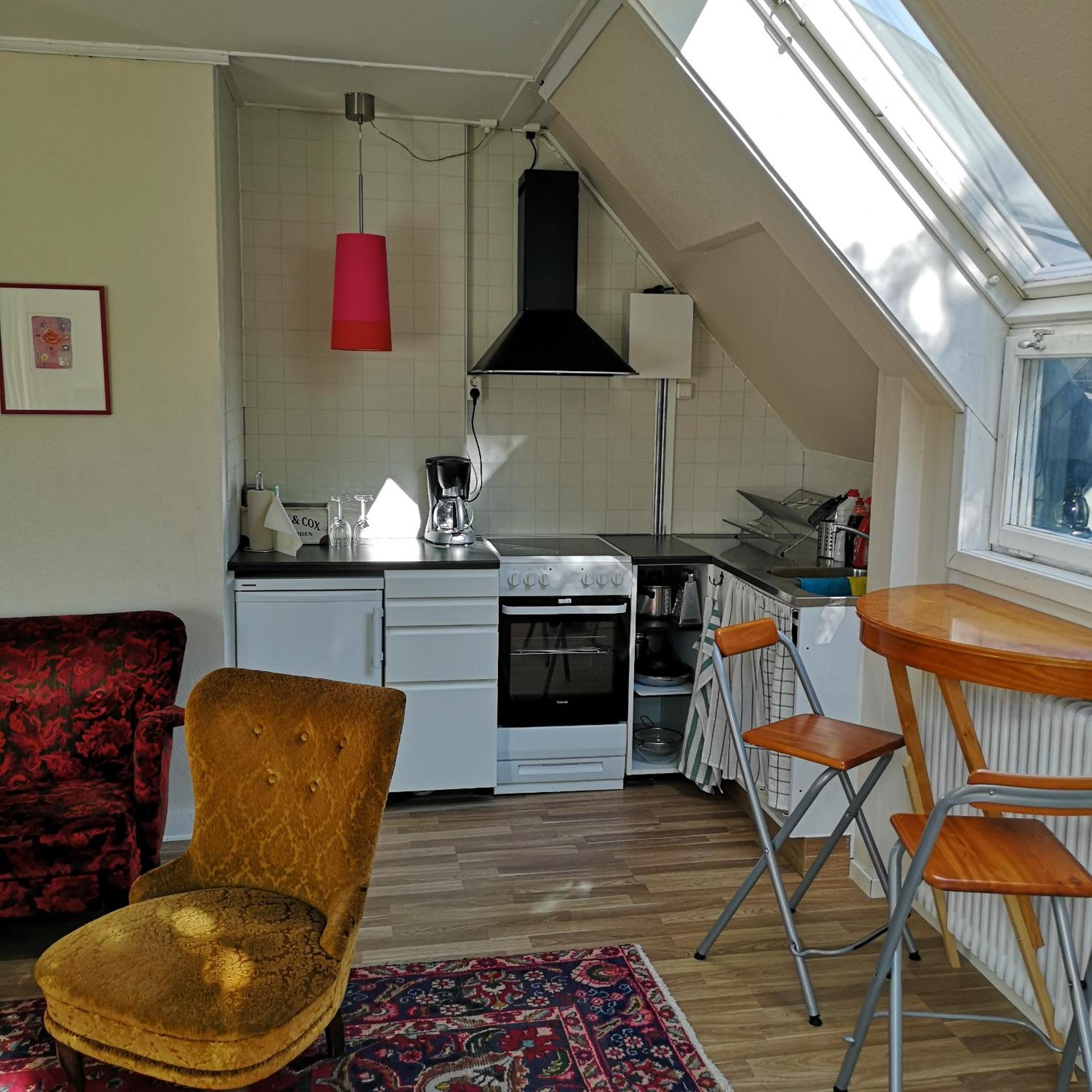 Studio with Balcony photo 2