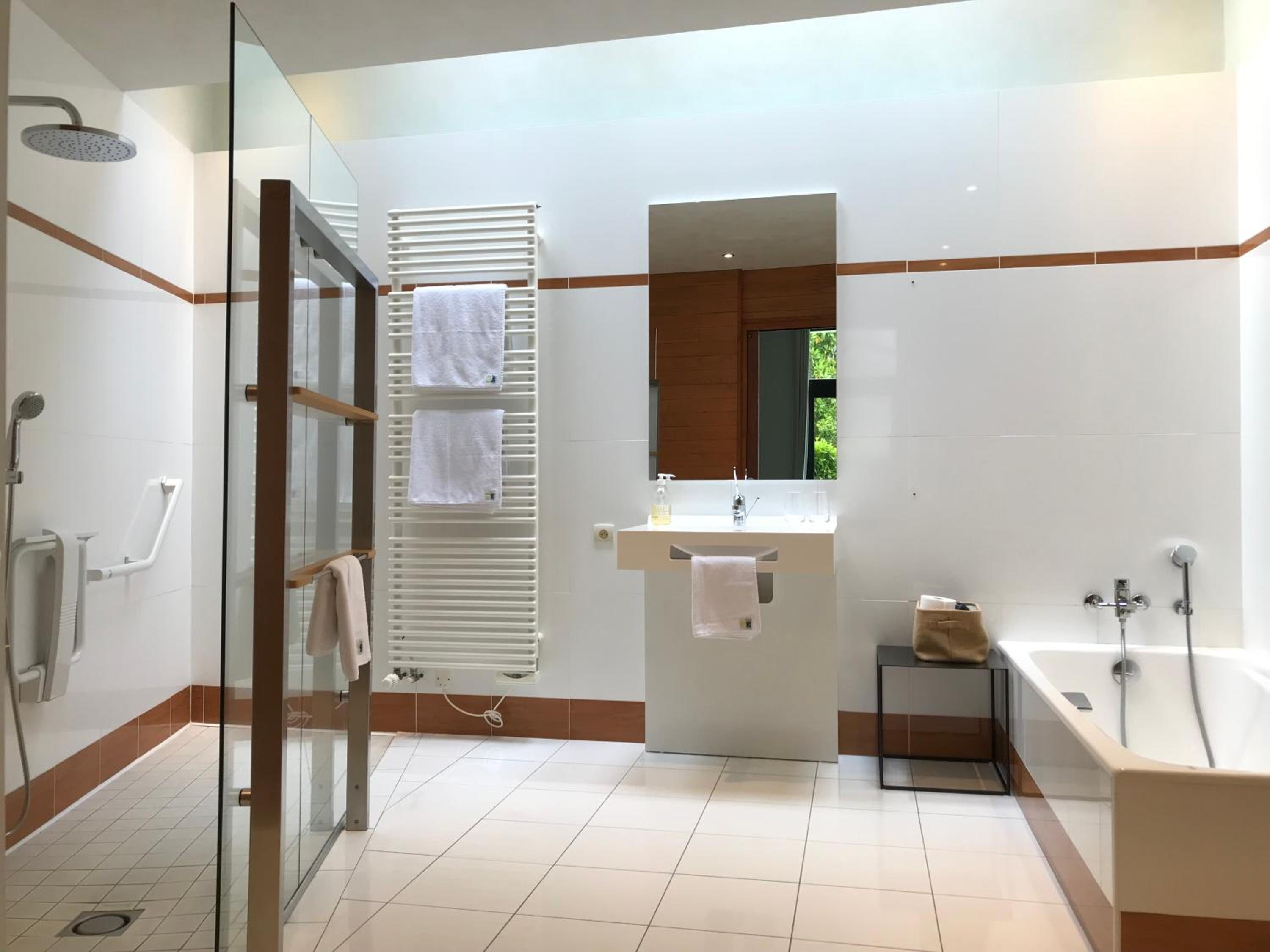 Superior Family Suite - Photo 2