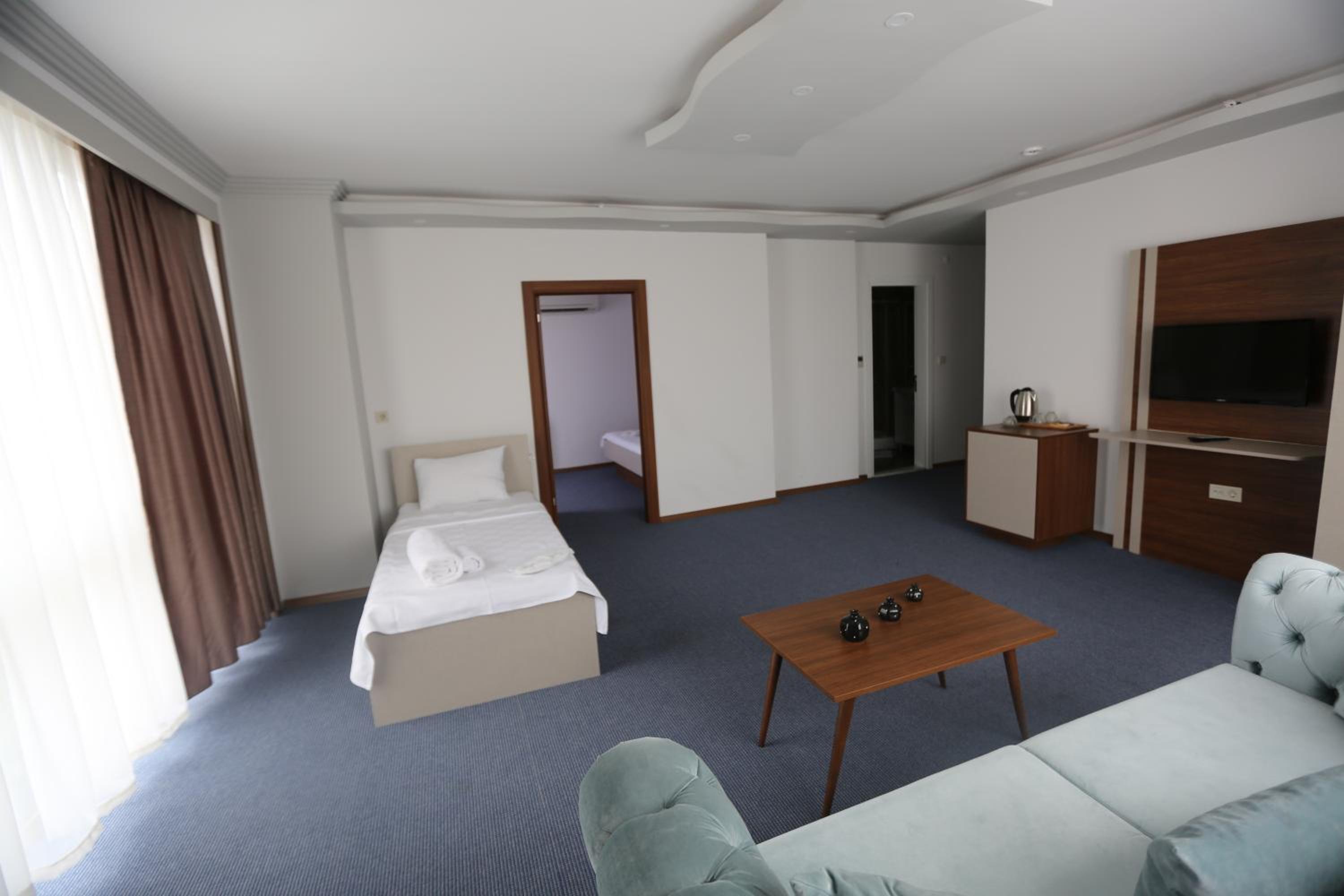 Luxury Triple Room photo 2