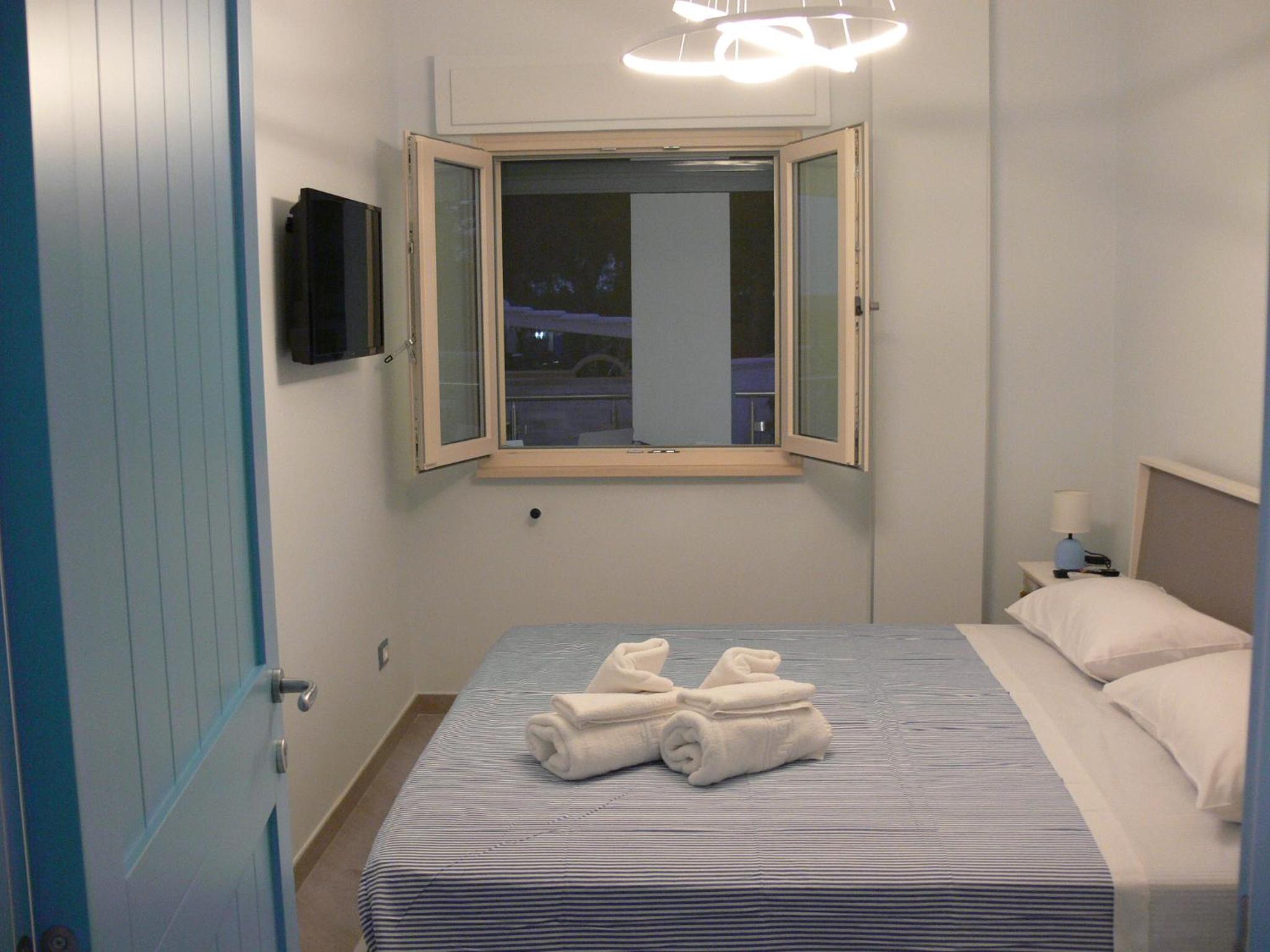 Double Room with Private External Bathroom photo 2