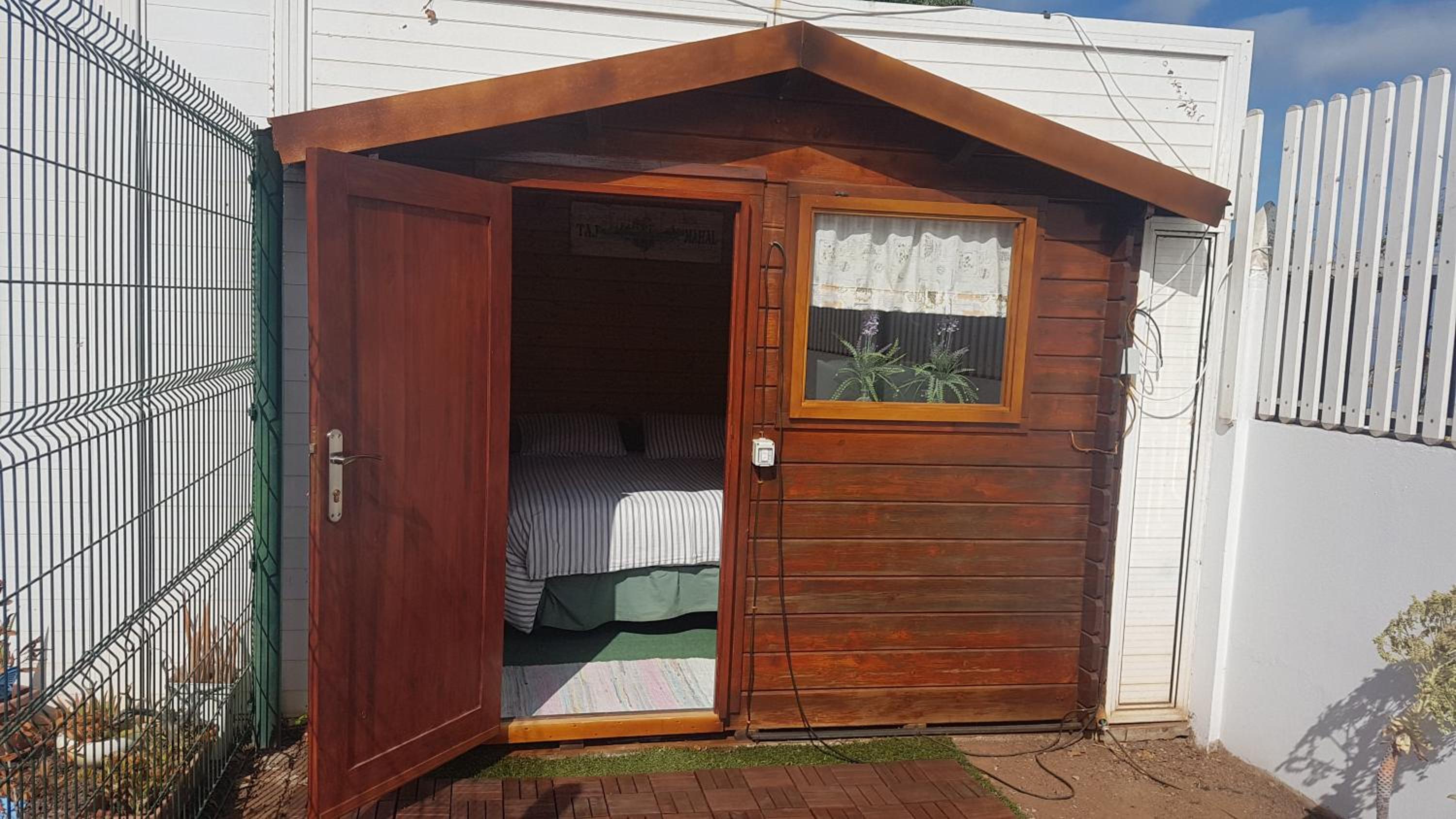 Cabaña con Baño Compartido