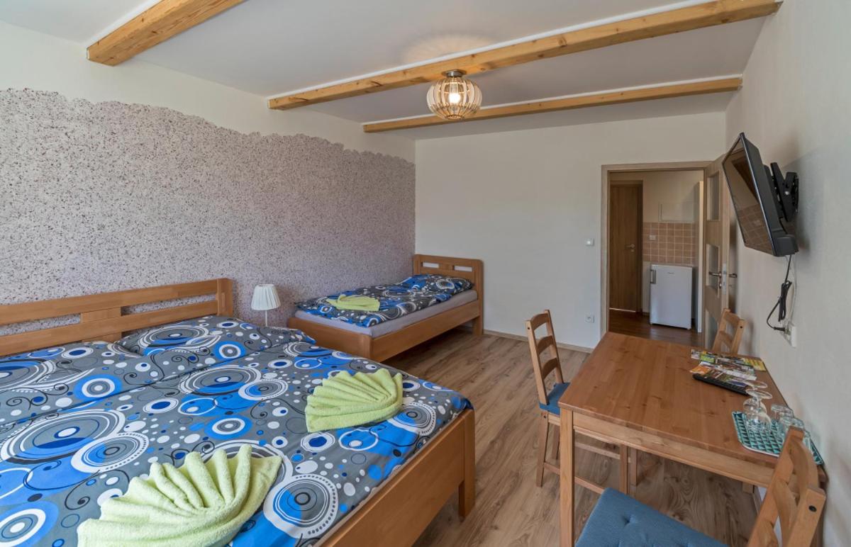 Two-Bedroom Suite photo 2