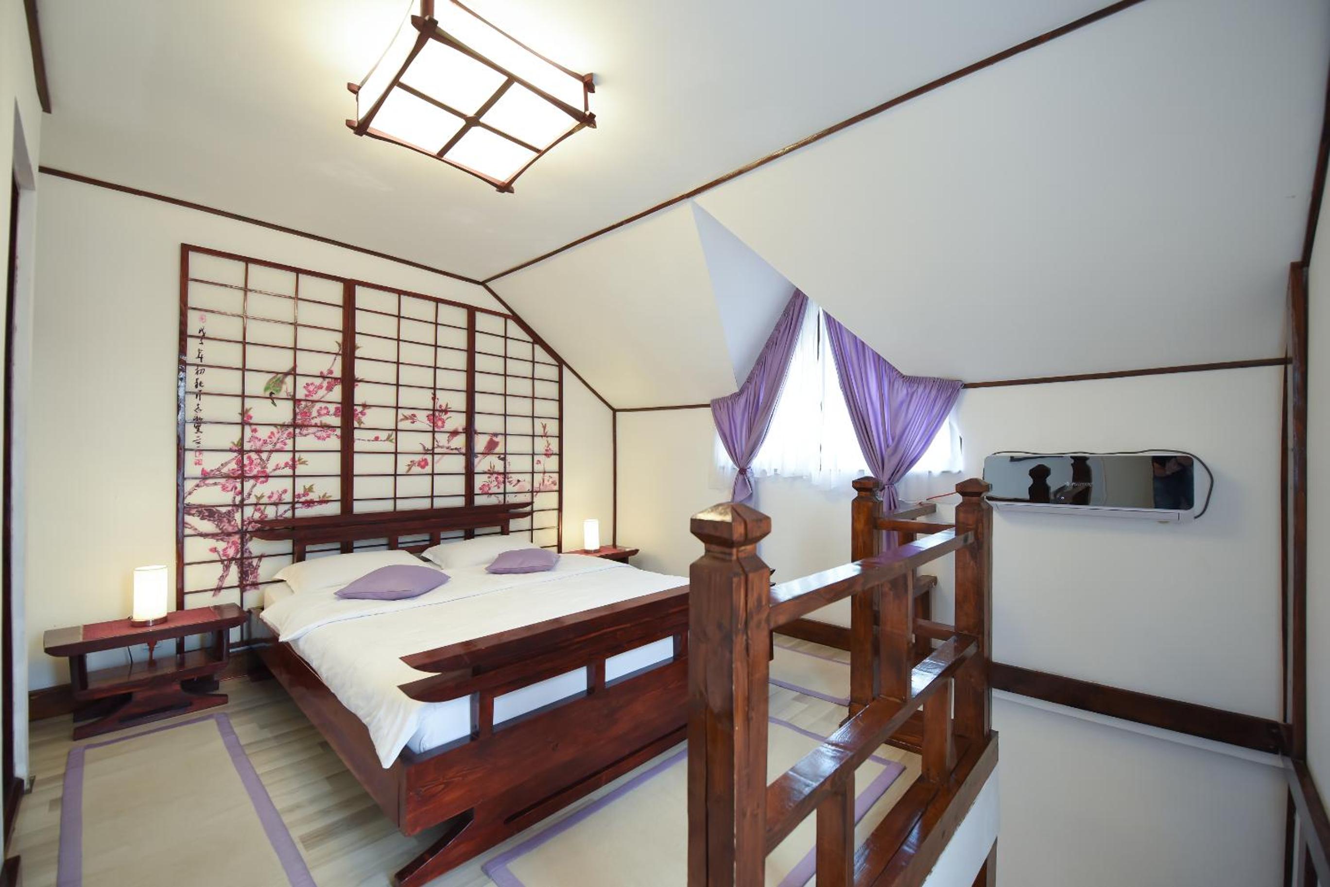 Purple Suite - Split Level photo 2