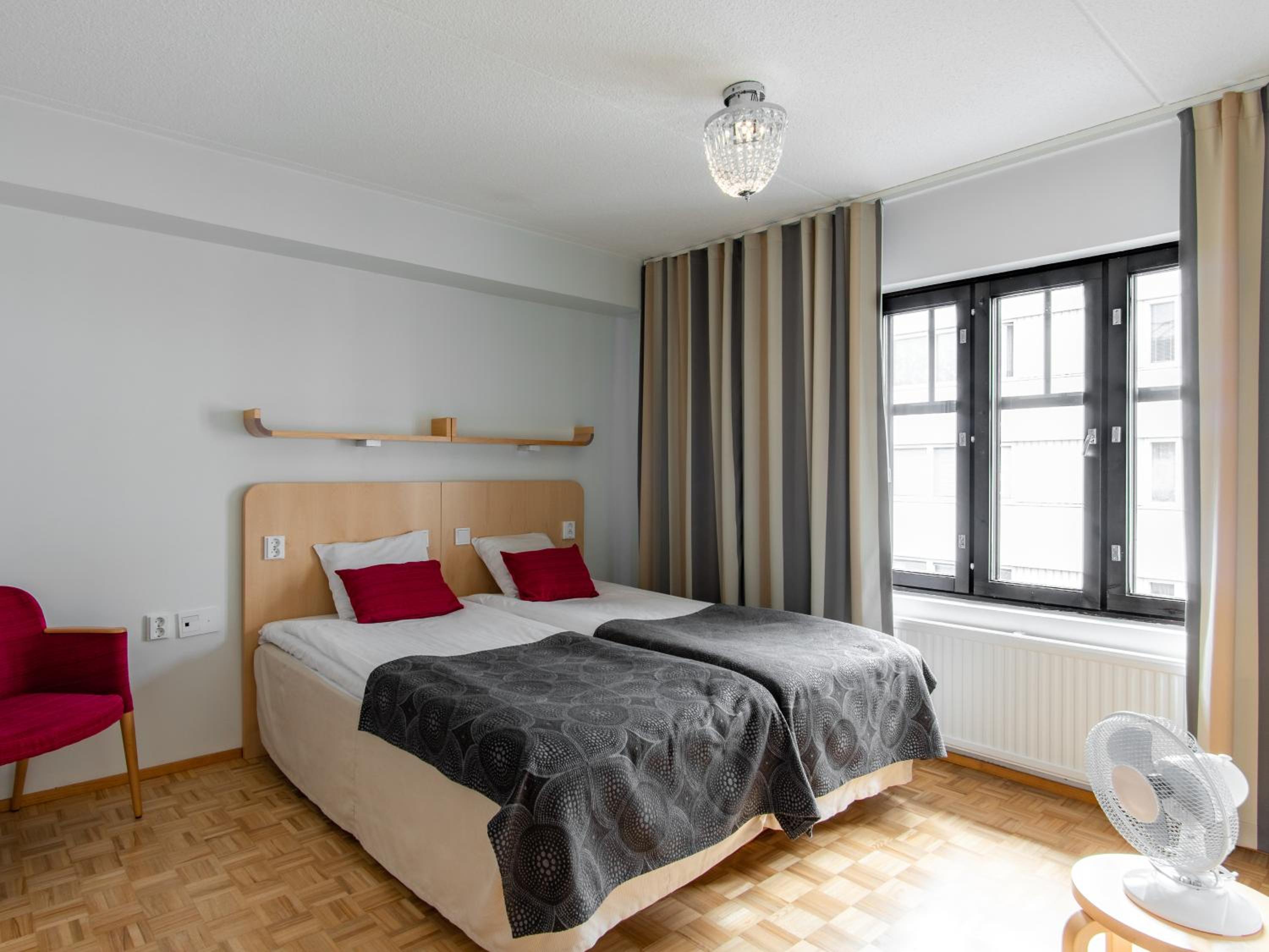 Apartment photo 1