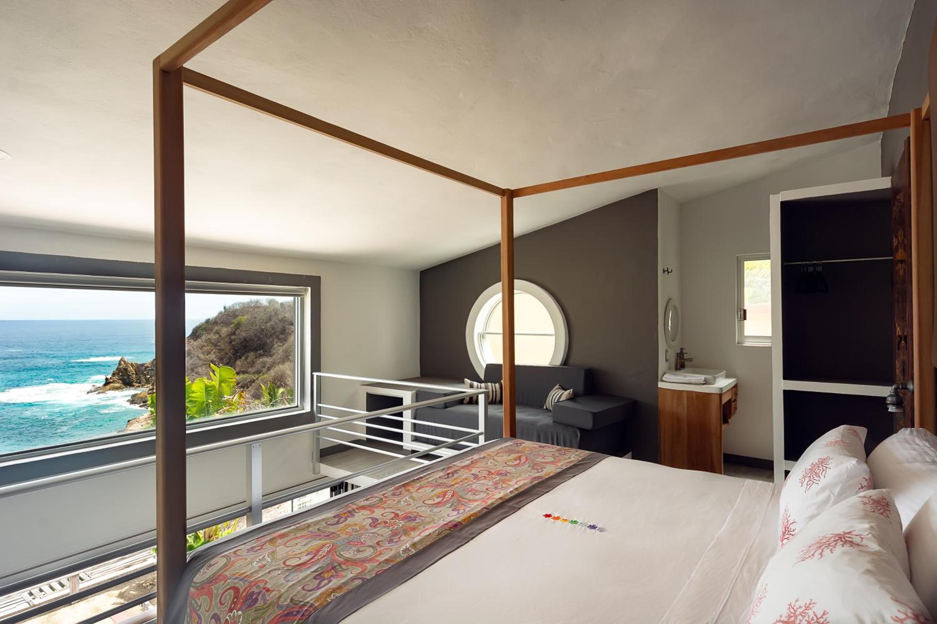 Master suite two king size bedroom with Terrace - Photo 8