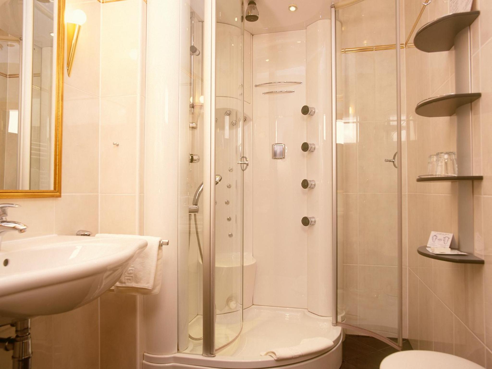 One-Bedroom Apartment - Photo 7