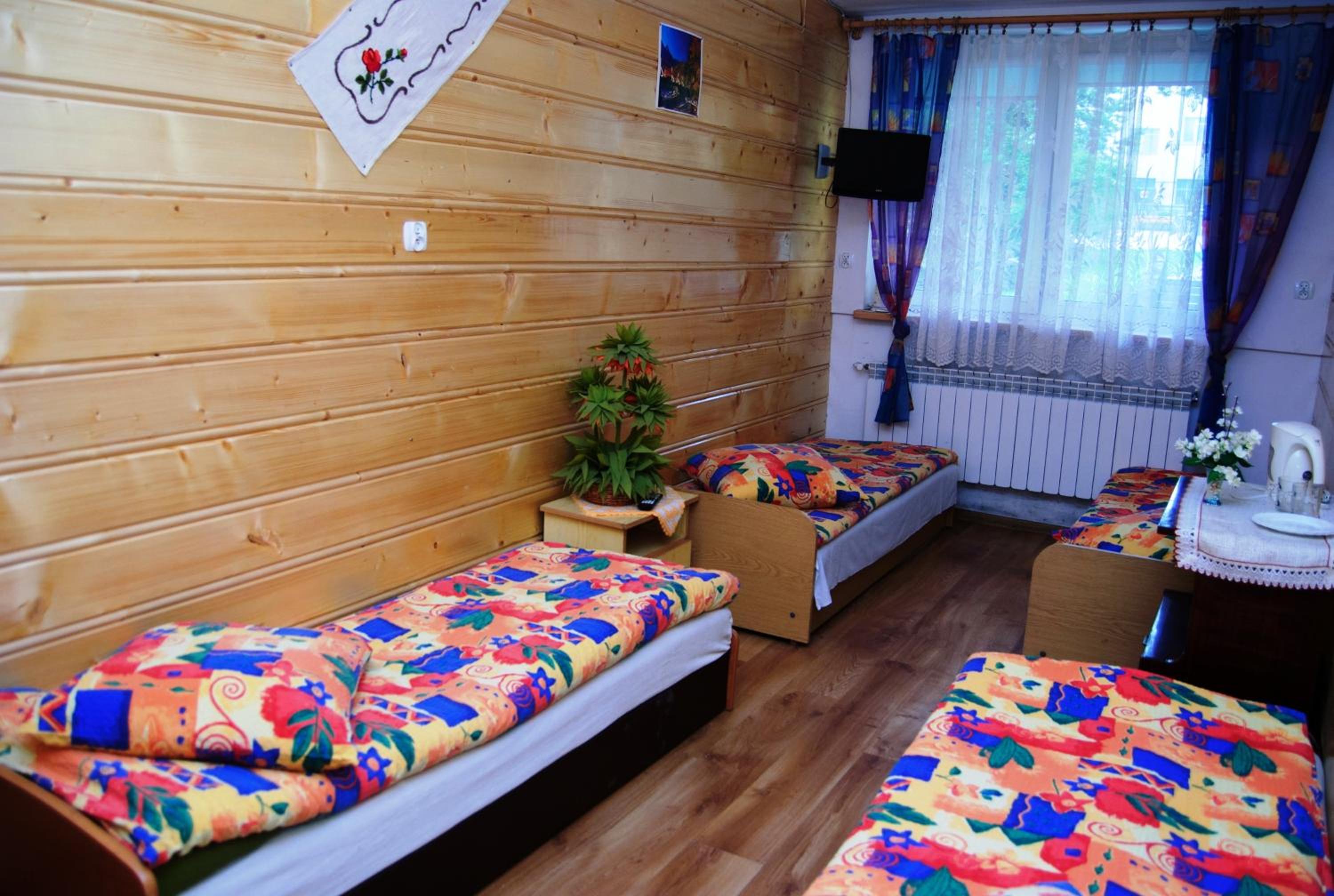 Quadruple Room - Photo 1