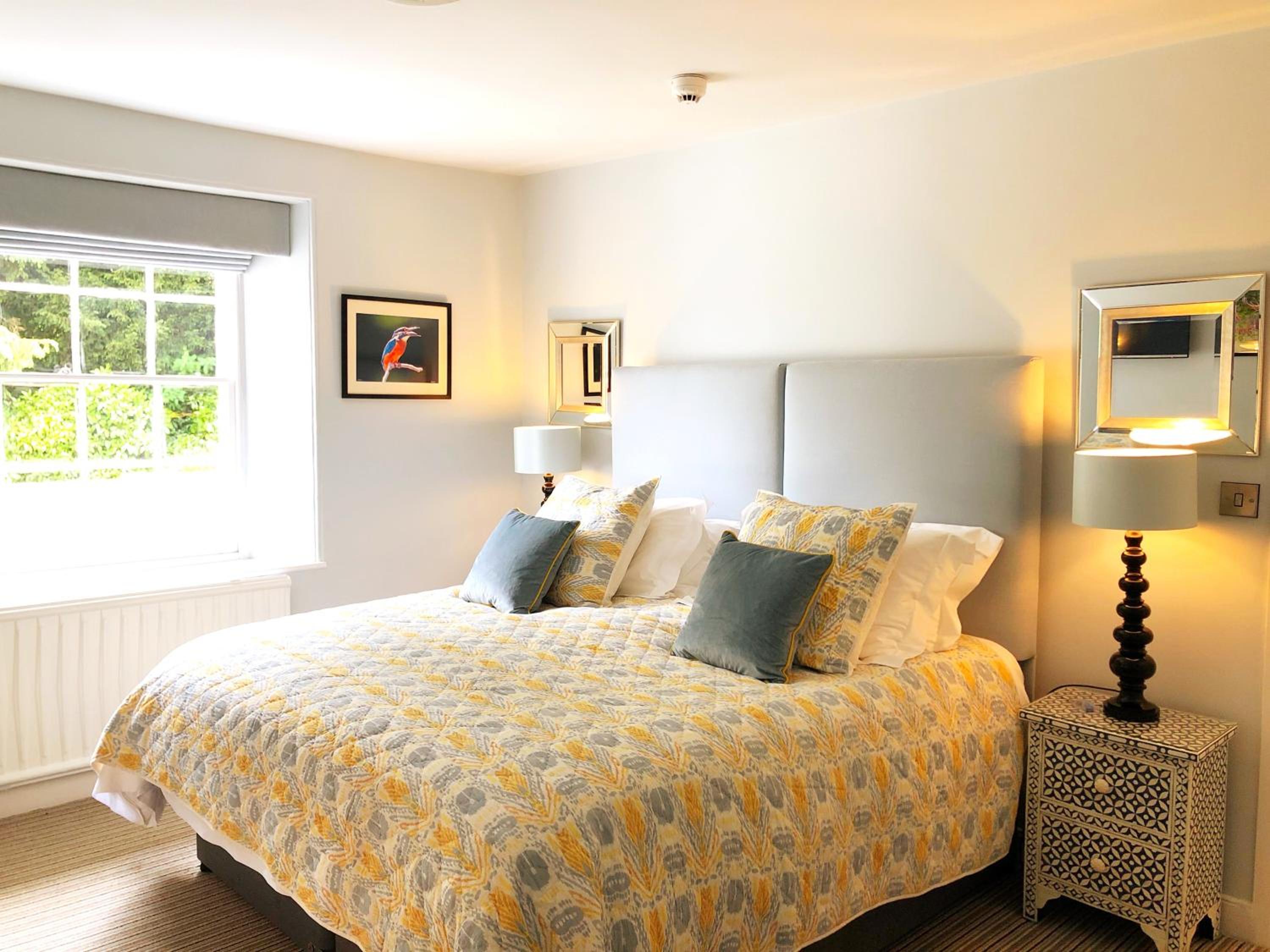 Deluxe Family Suite photo 1
