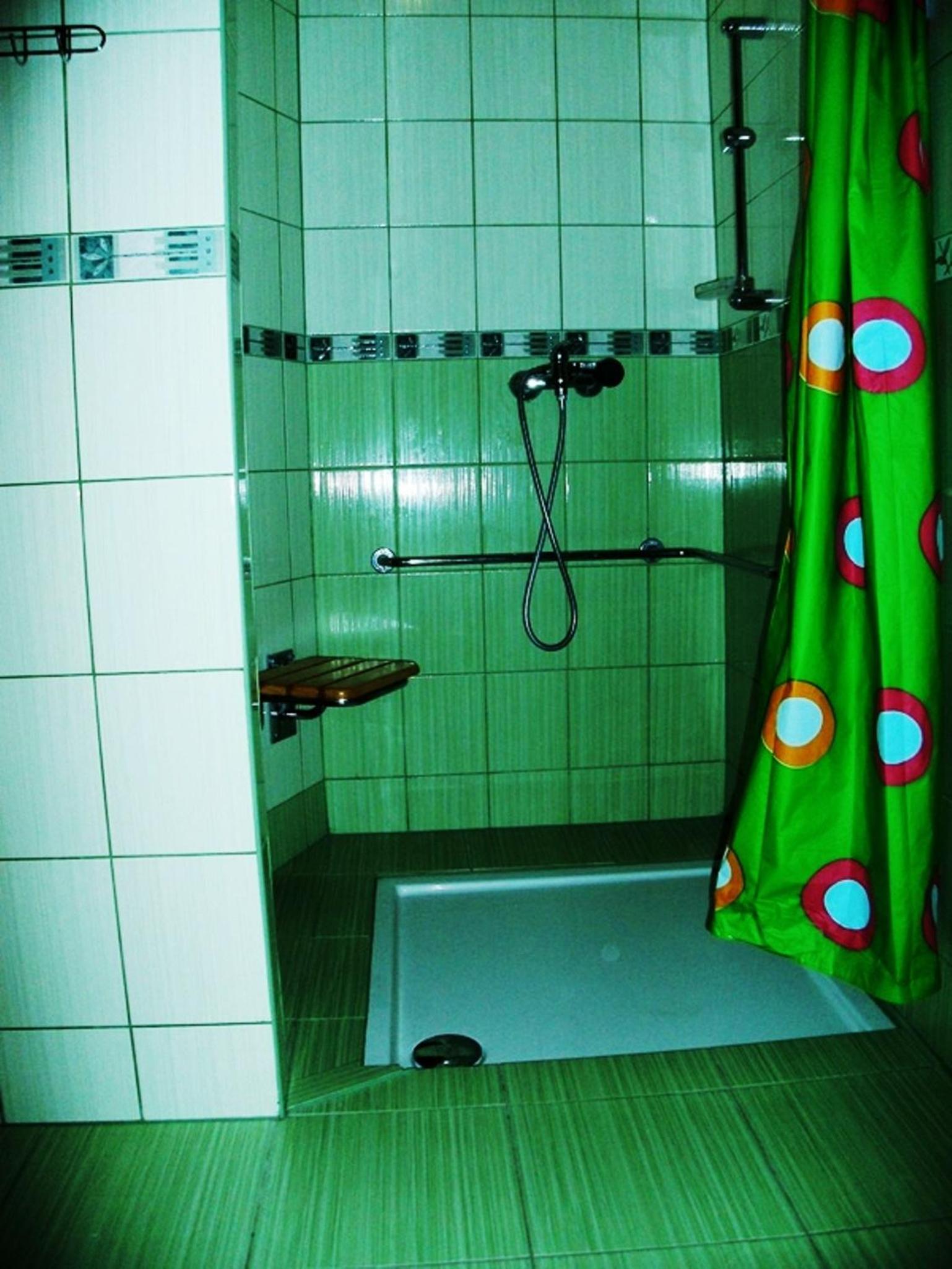 Quadruple Room - Photo 3