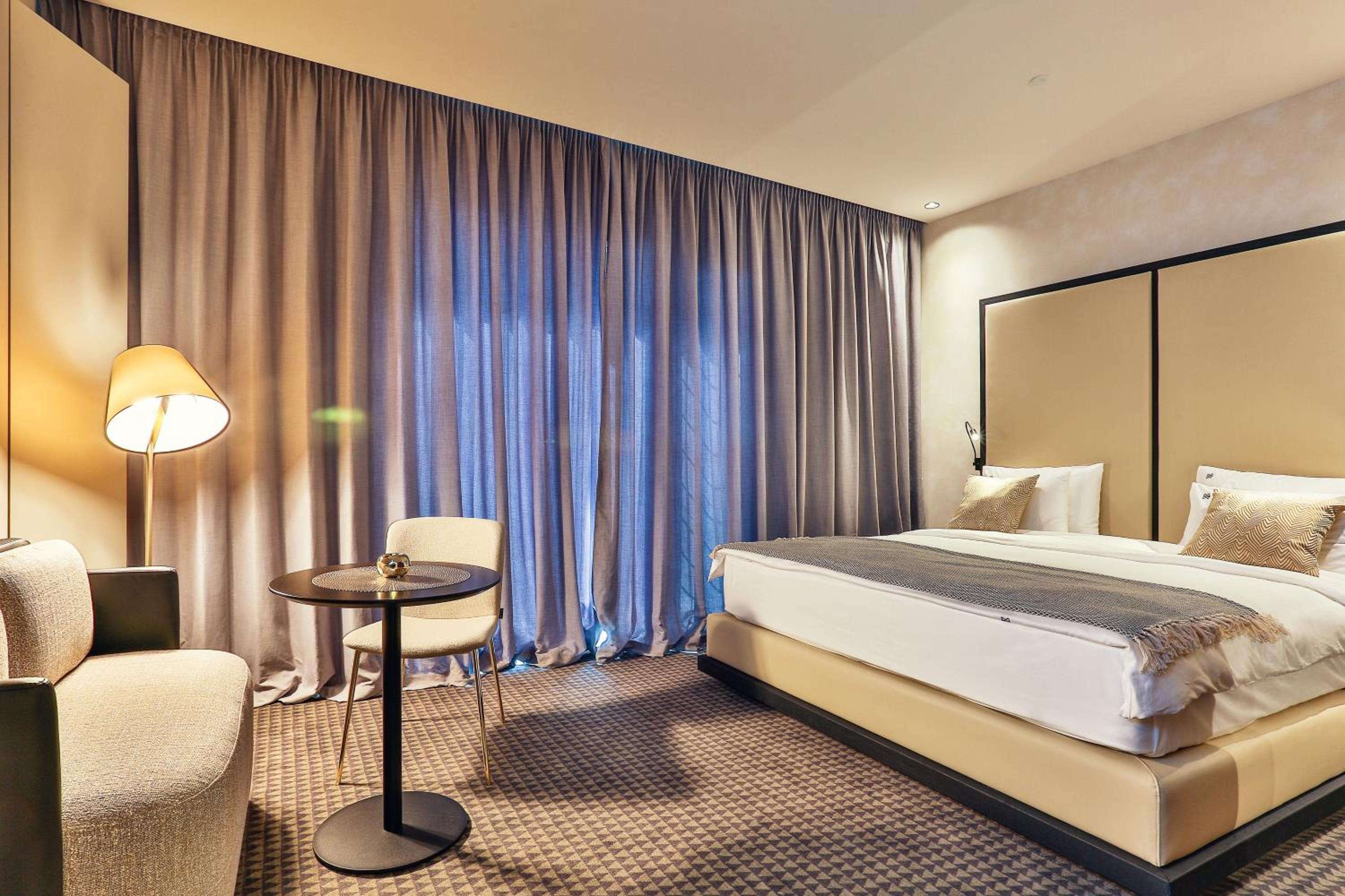 Superior Double Room - Photo 5