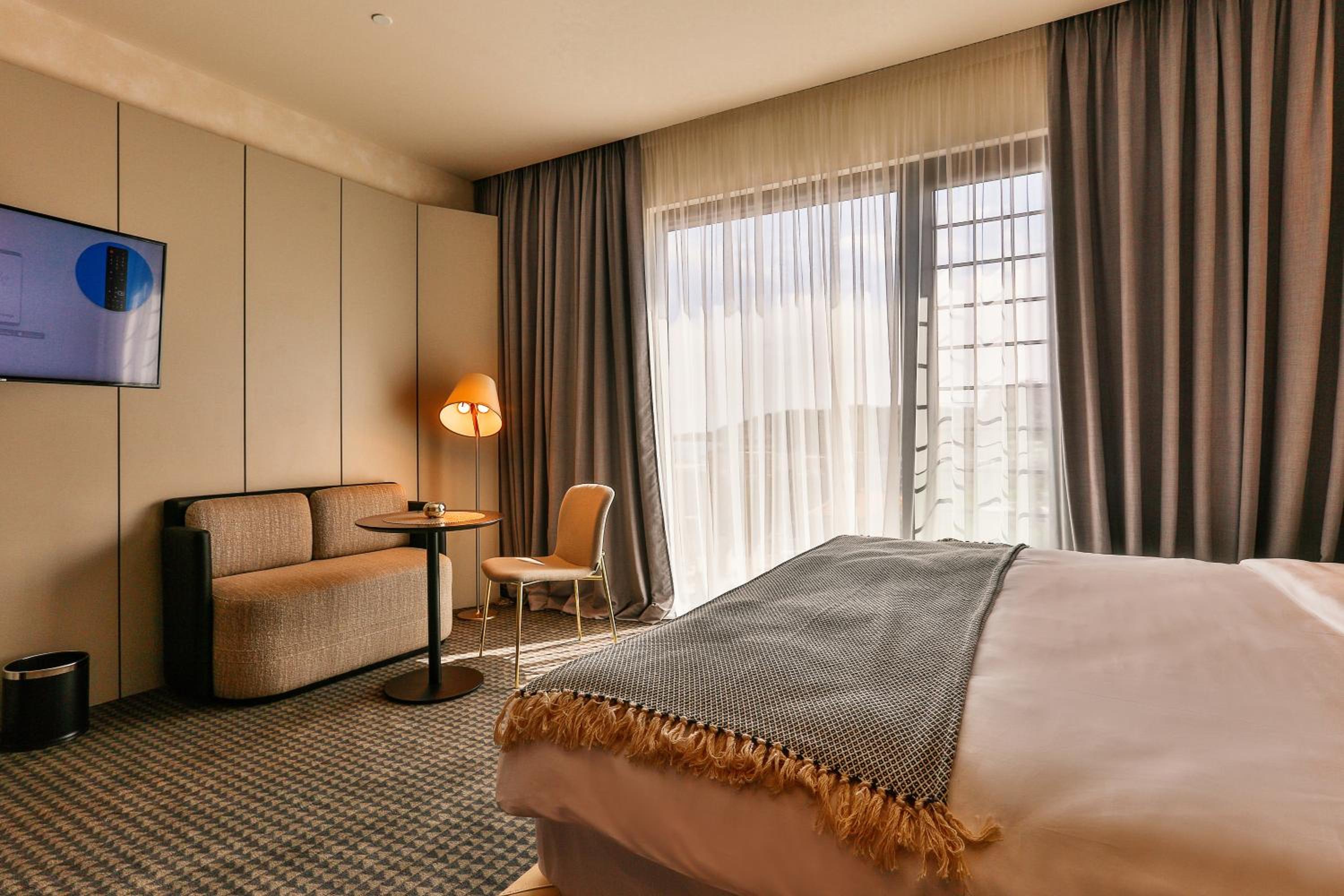 Superior Double Room - Photo 8