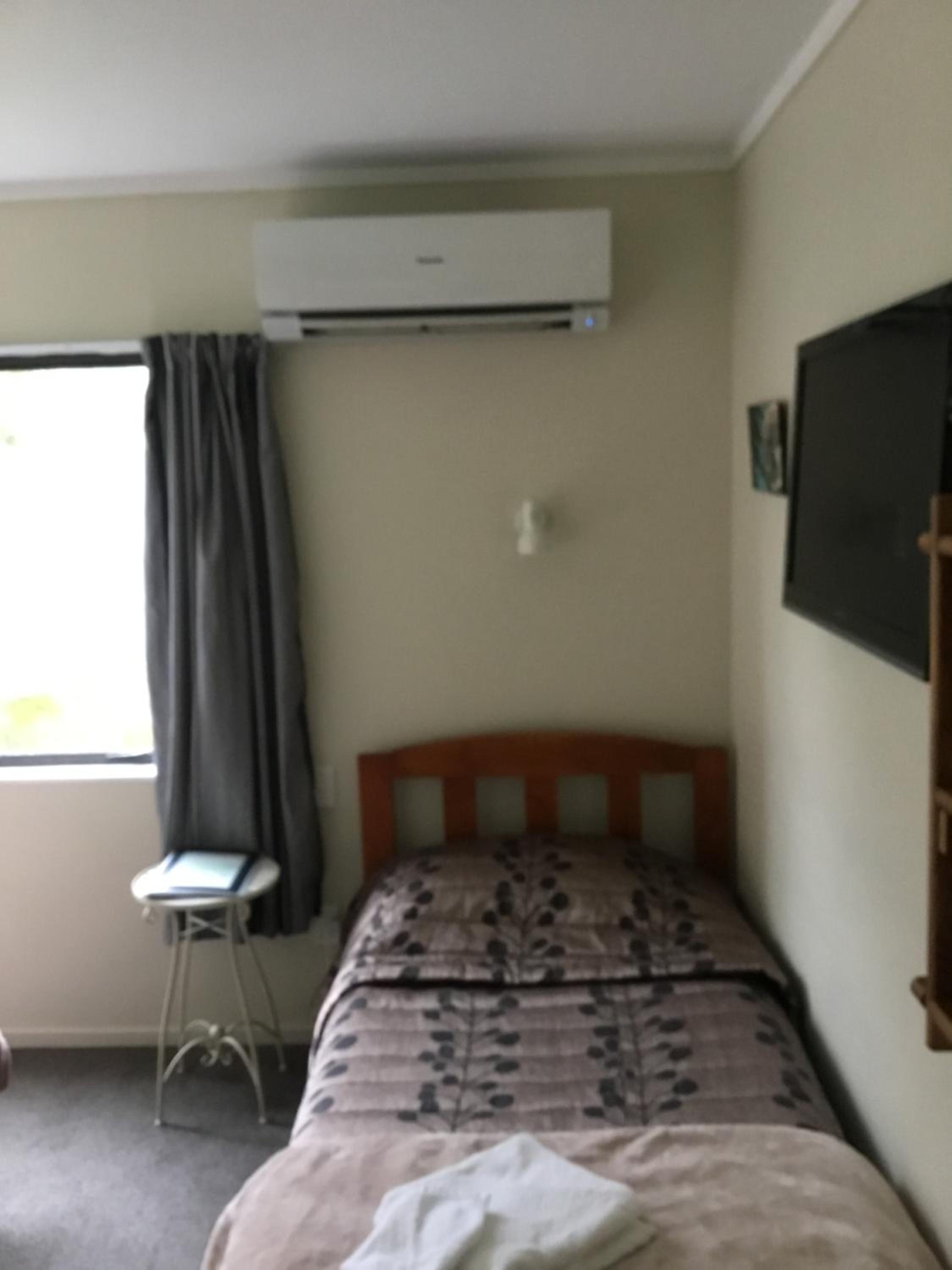 Family Room - Room 2 photo 2