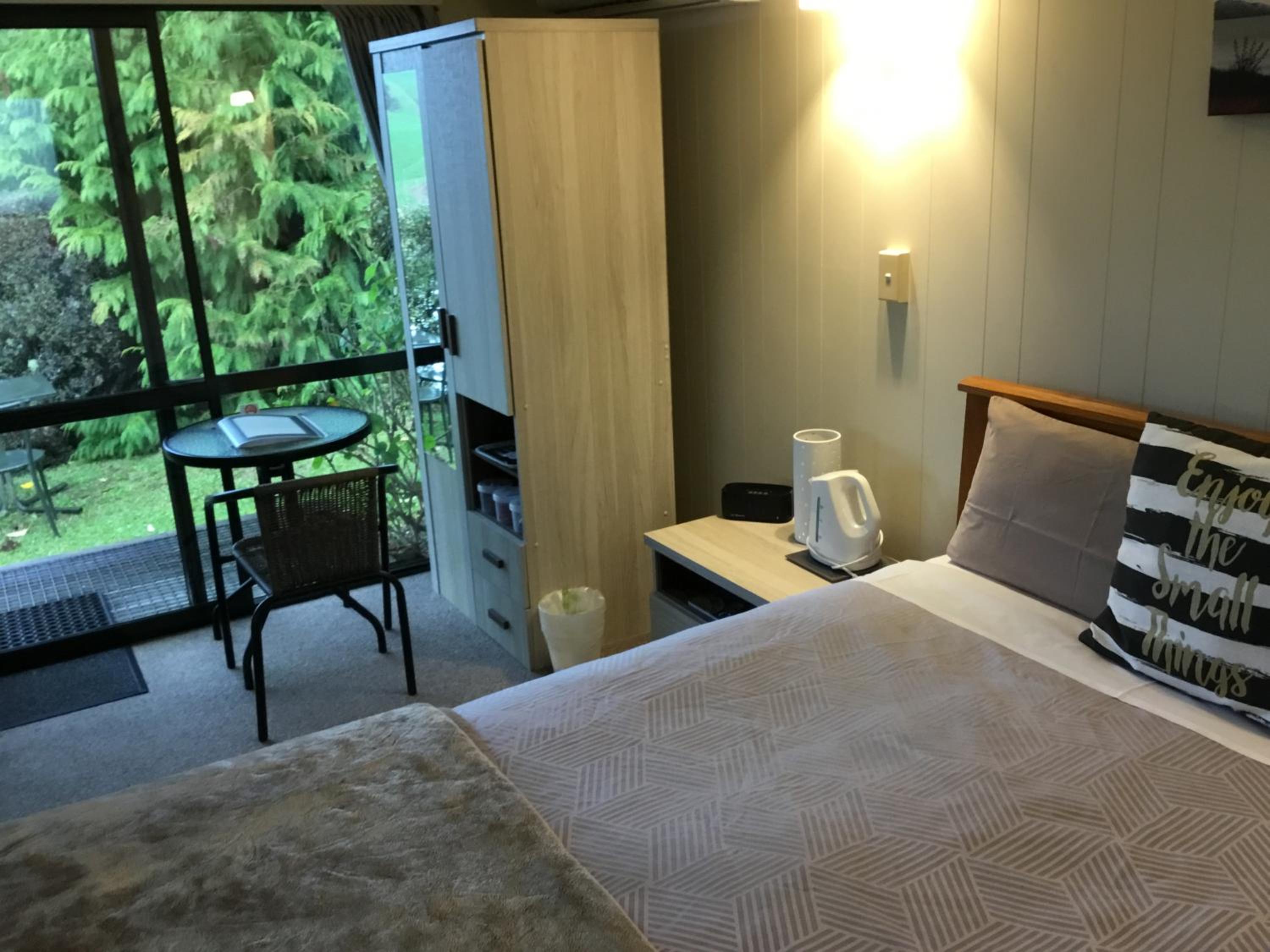 Double Room - Room 6 photo 2