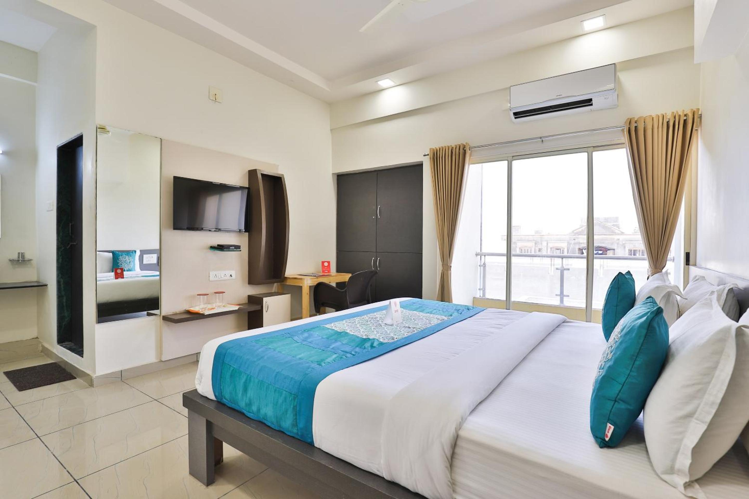 Deluxe Double Room photo 2