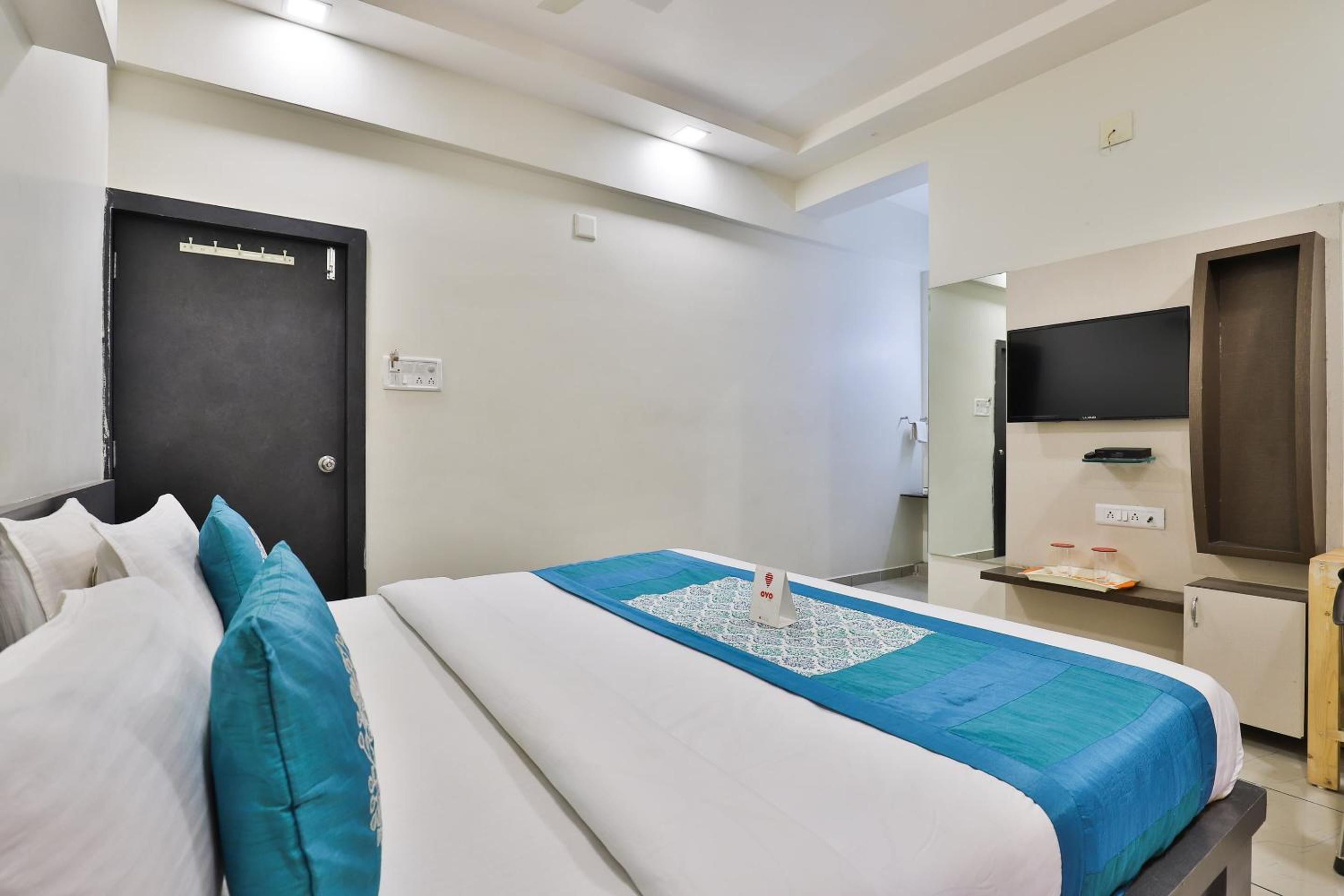 Deluxe Double Room photo 3