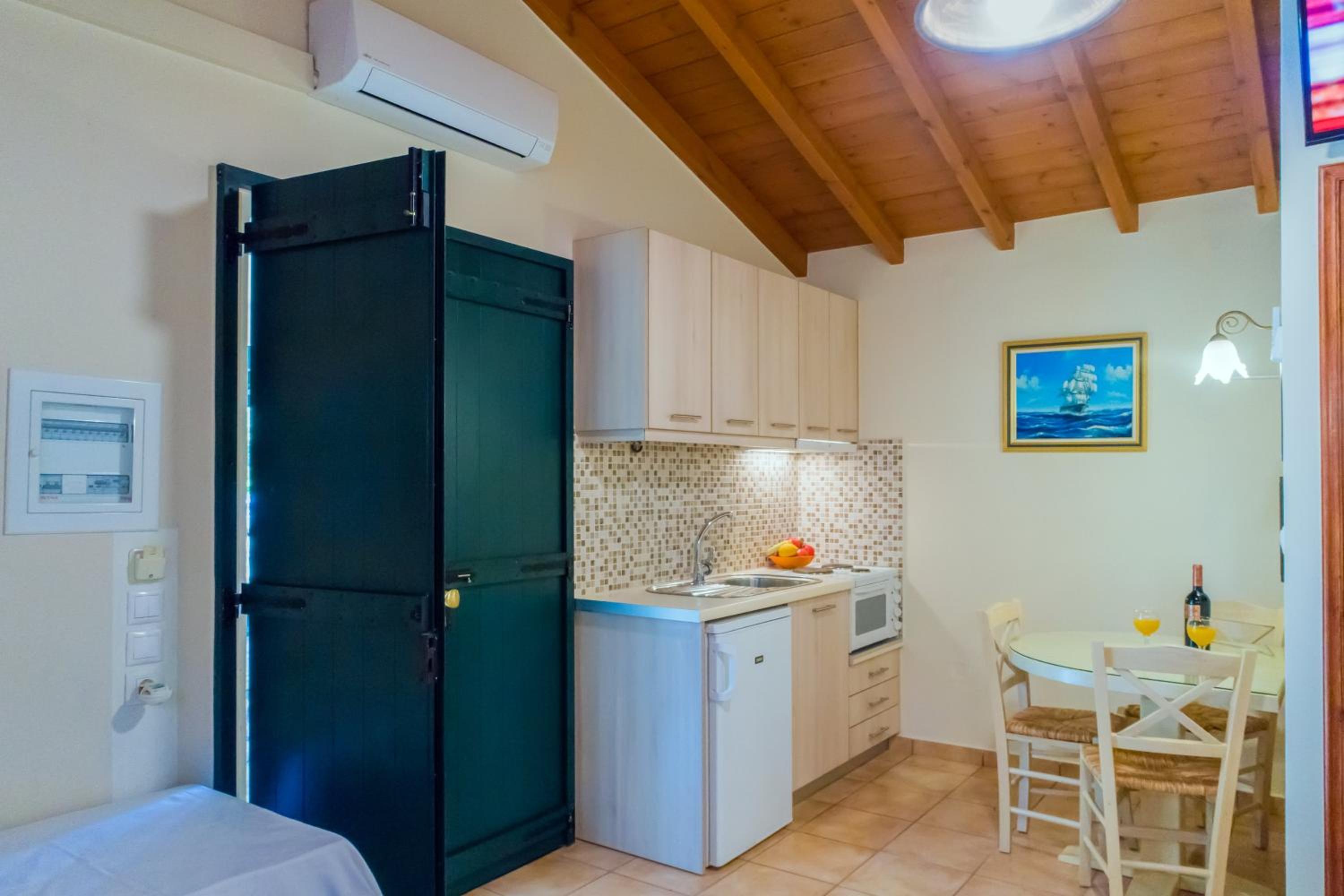 Standard Apartment - Photo 5