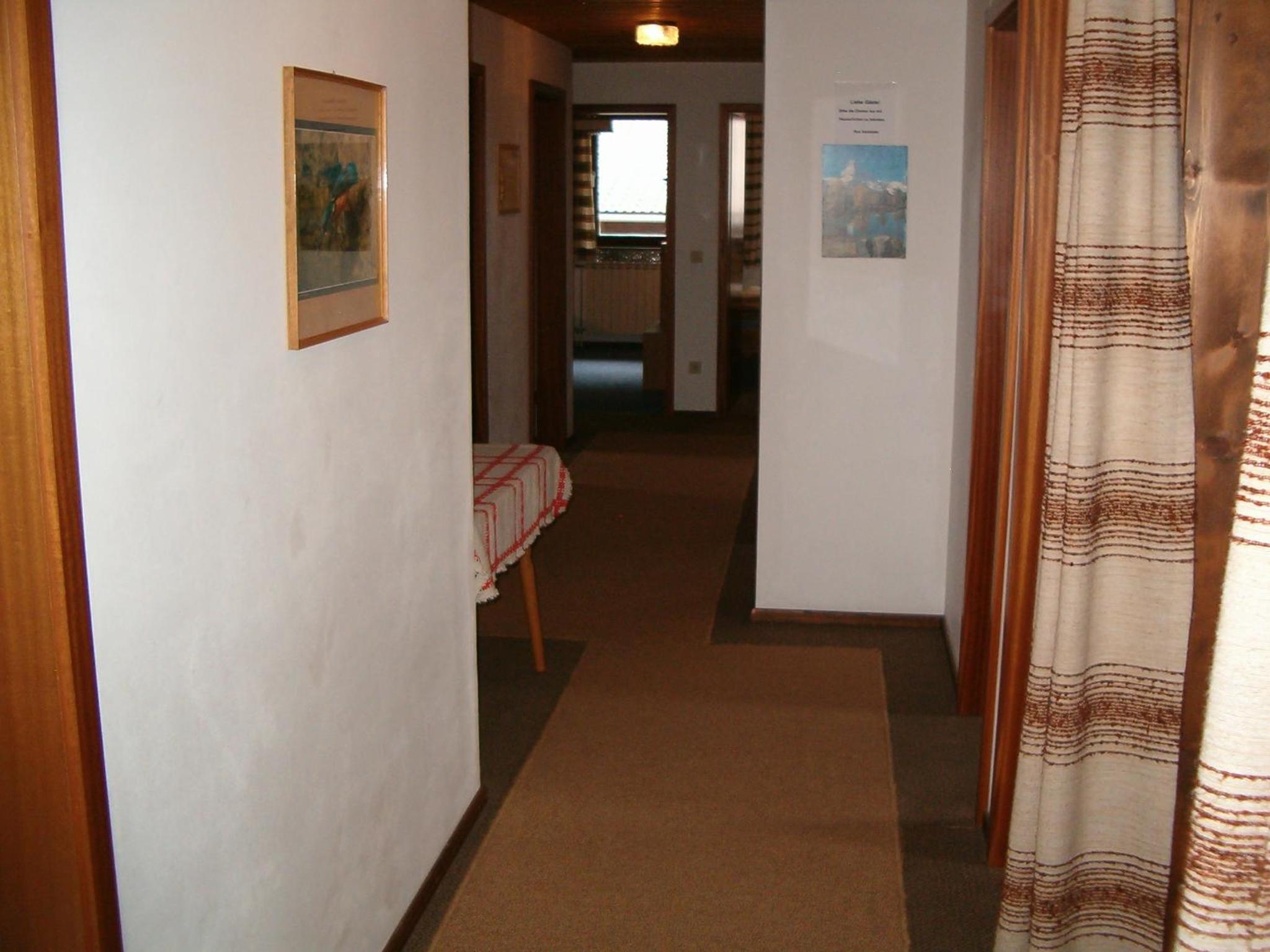 Apartment with Mountain View photo 3