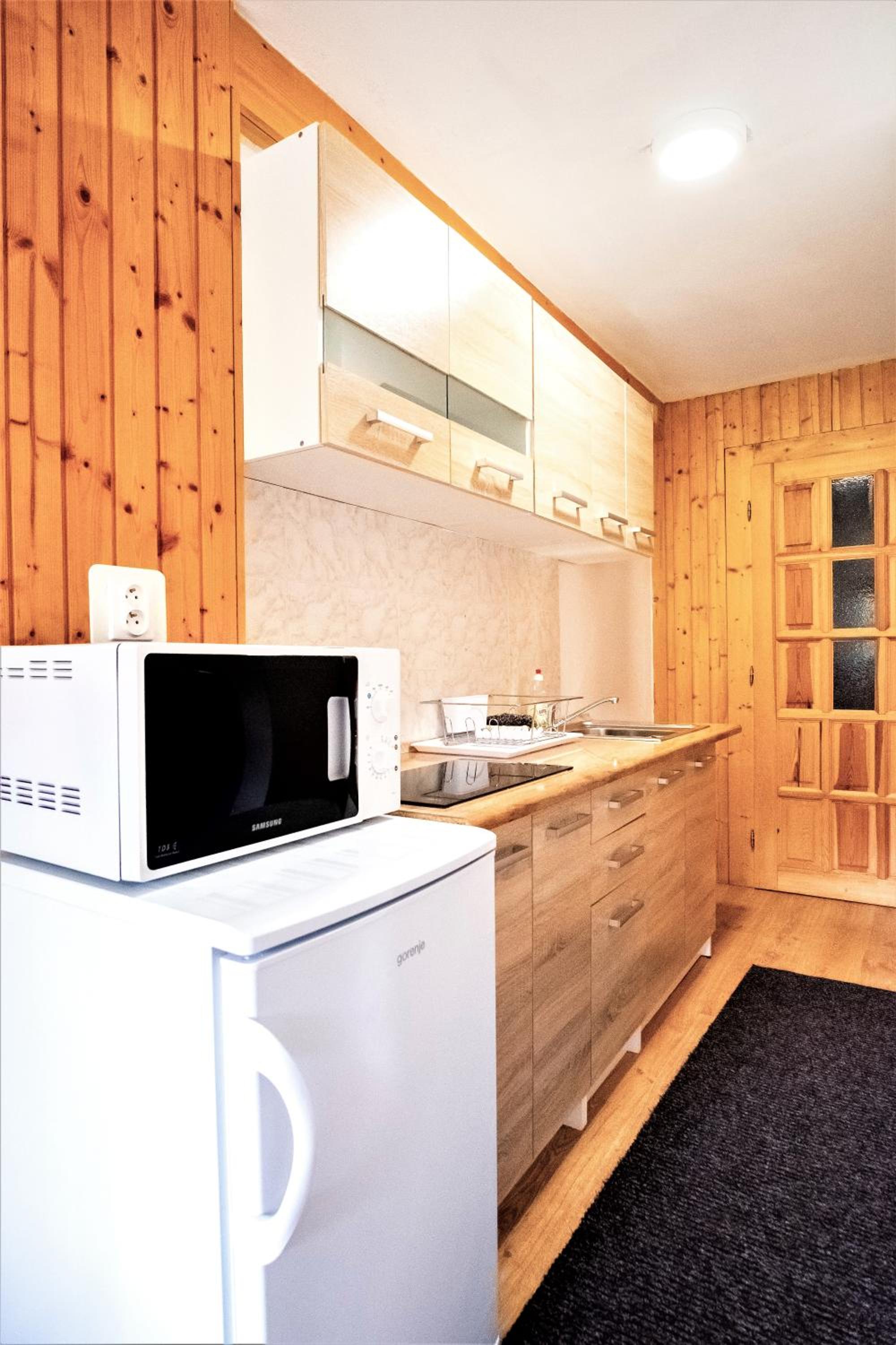 Two-Bedroom Apartment - Photo 2