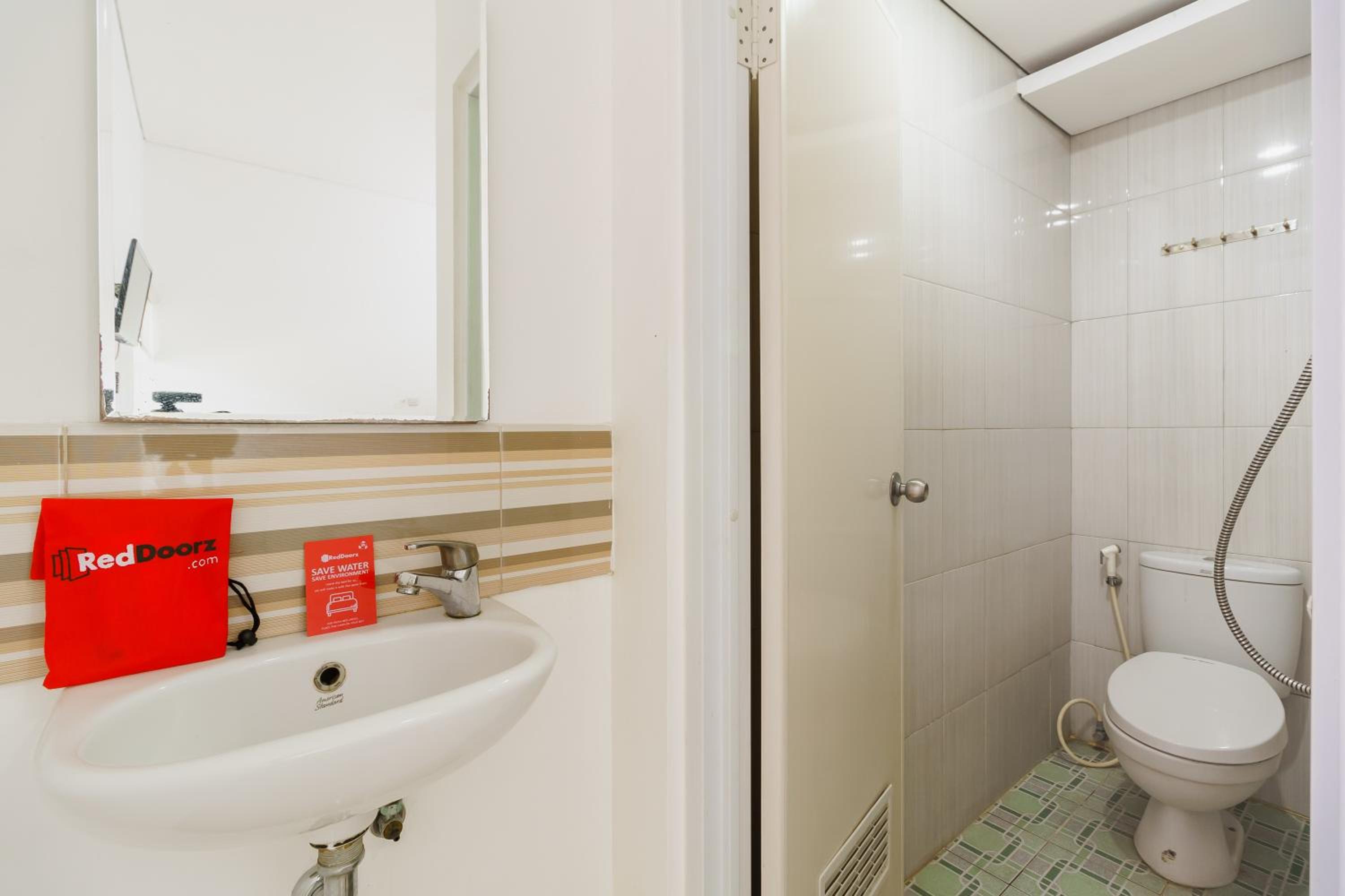 Double Room - Photo 11