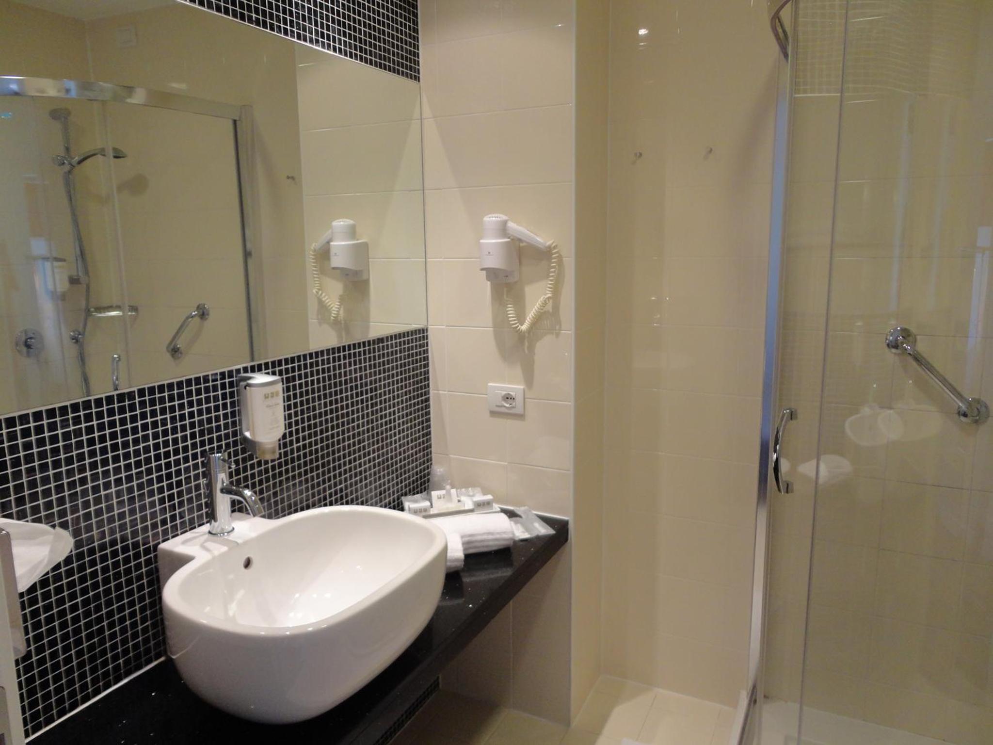 Quality Double or Twin Room - Photo 4