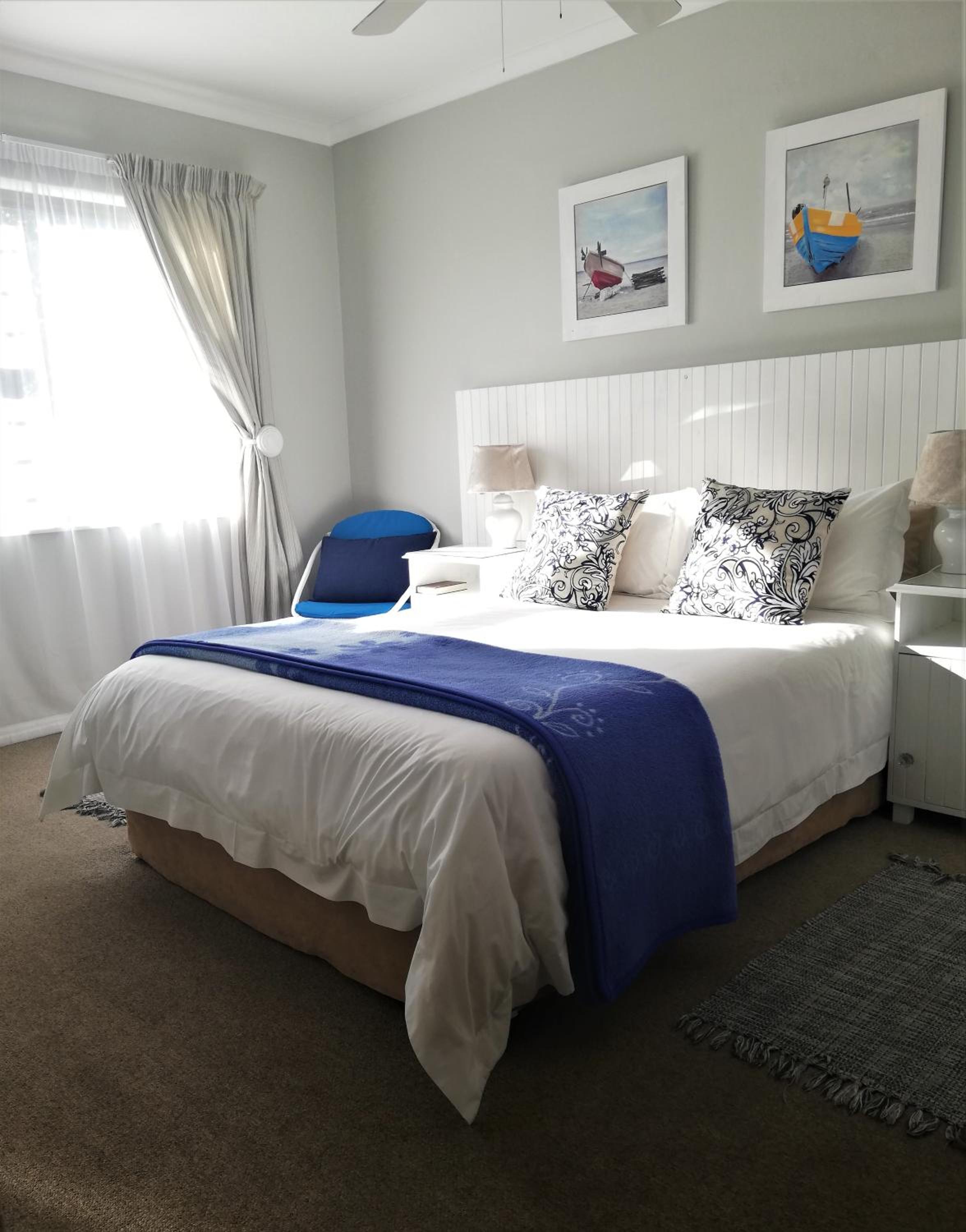 Double Room with Shower - Photo 4