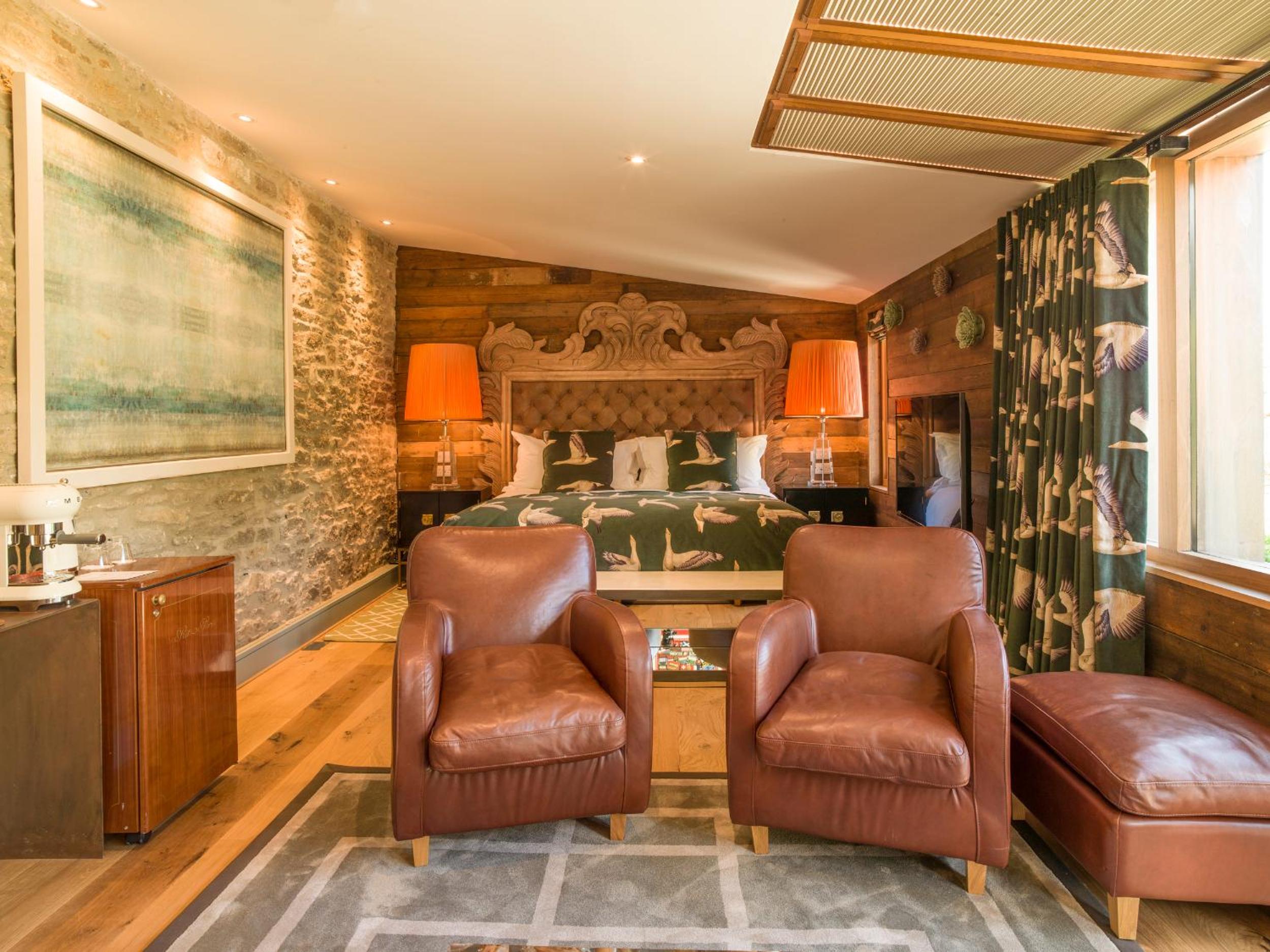 Suite with Spa Access (Non Smoking) photo 1